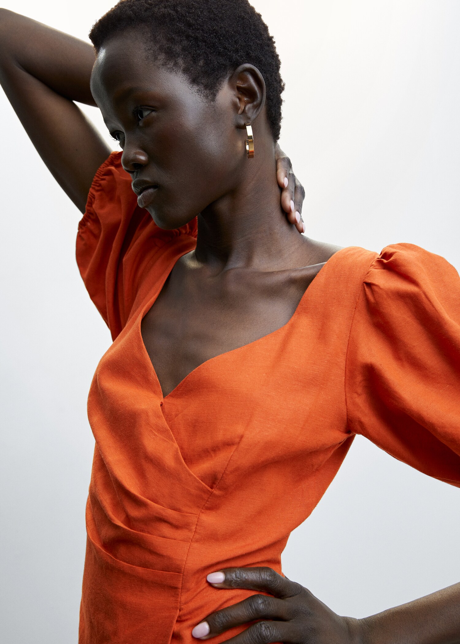 Jumpsuit with puffed sleeves - Details of the article 1
