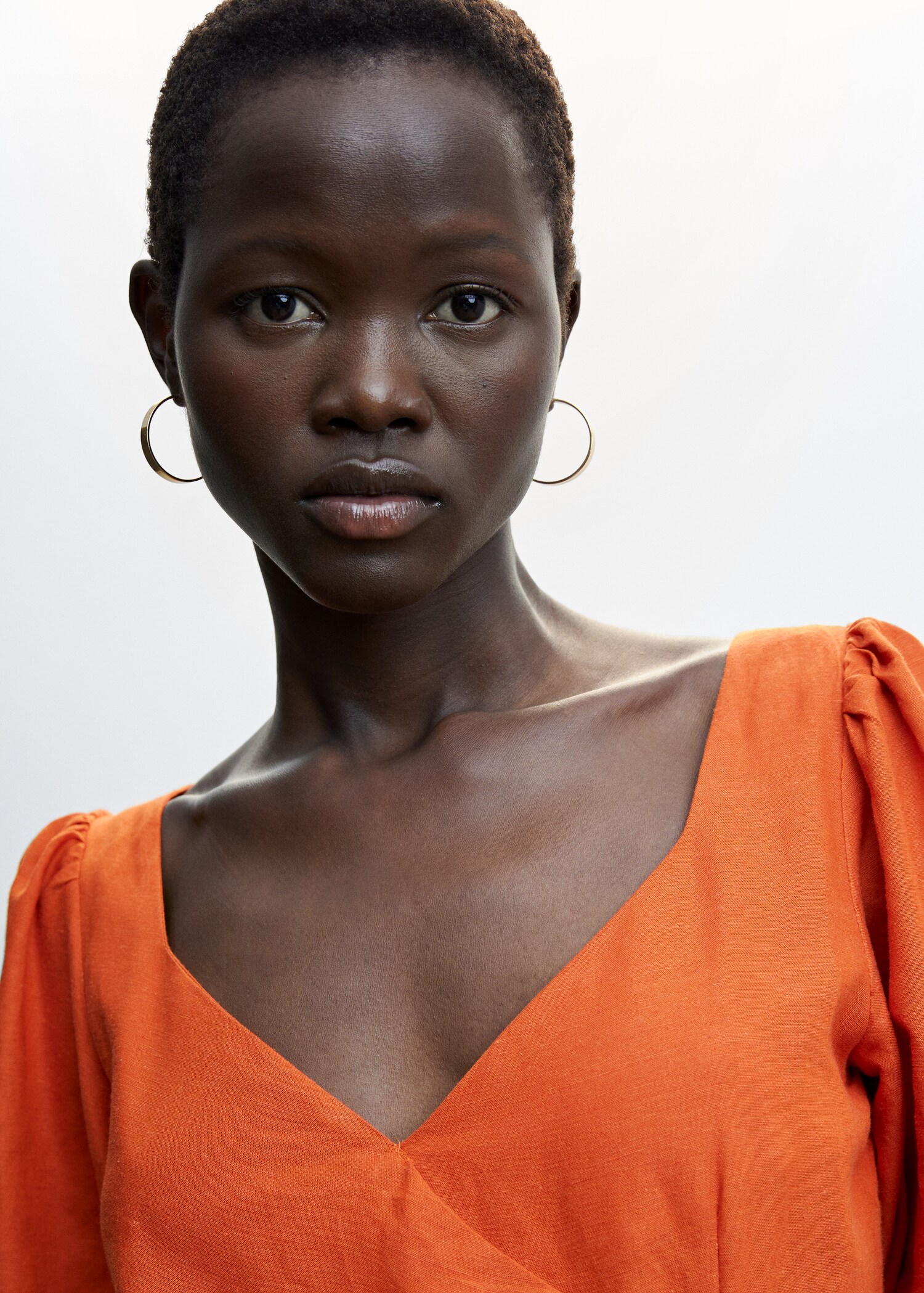 Jumpsuit with puffed sleeves - Details of the article 2