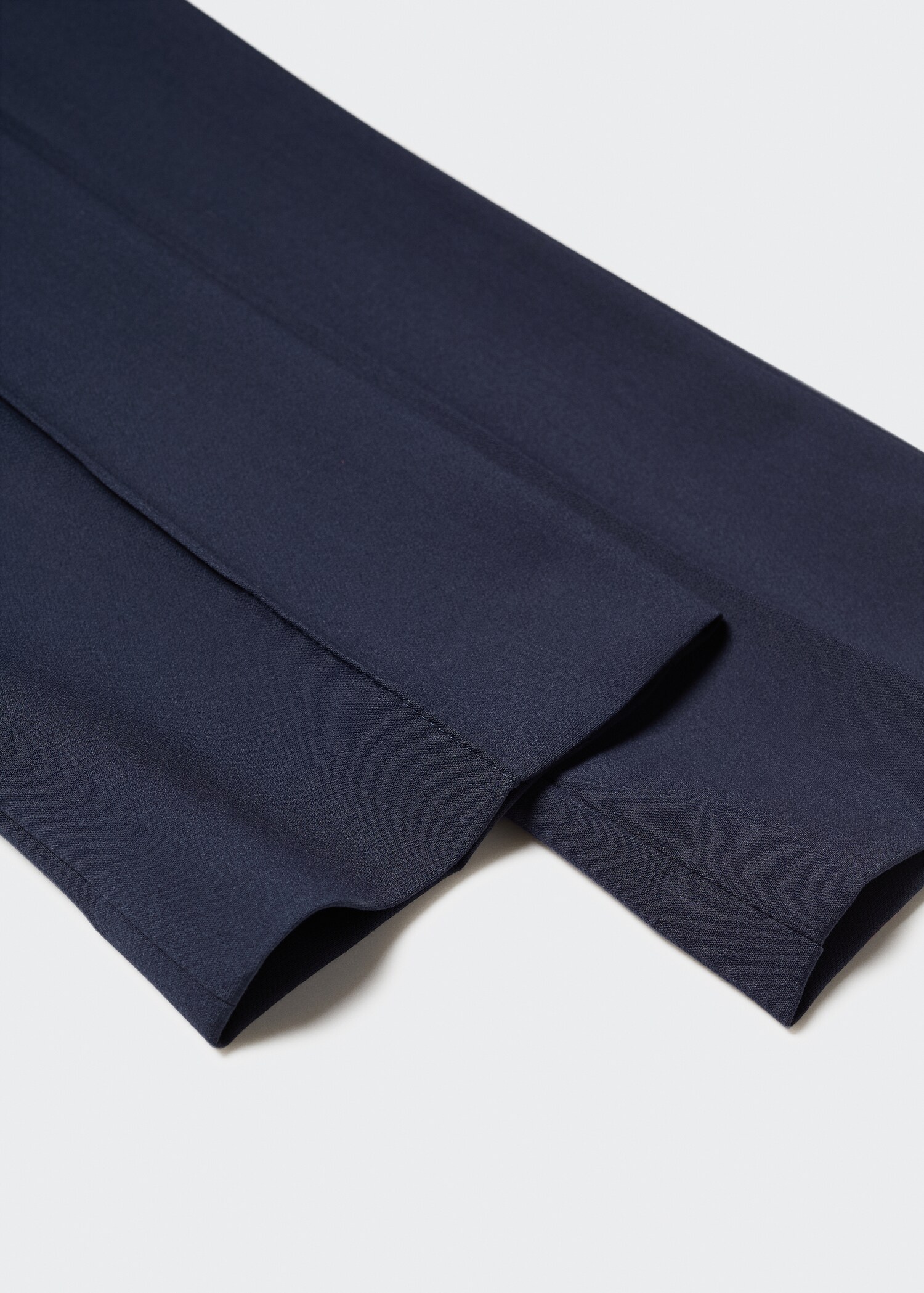 Straight-cut crop trousers - Details of the article 8