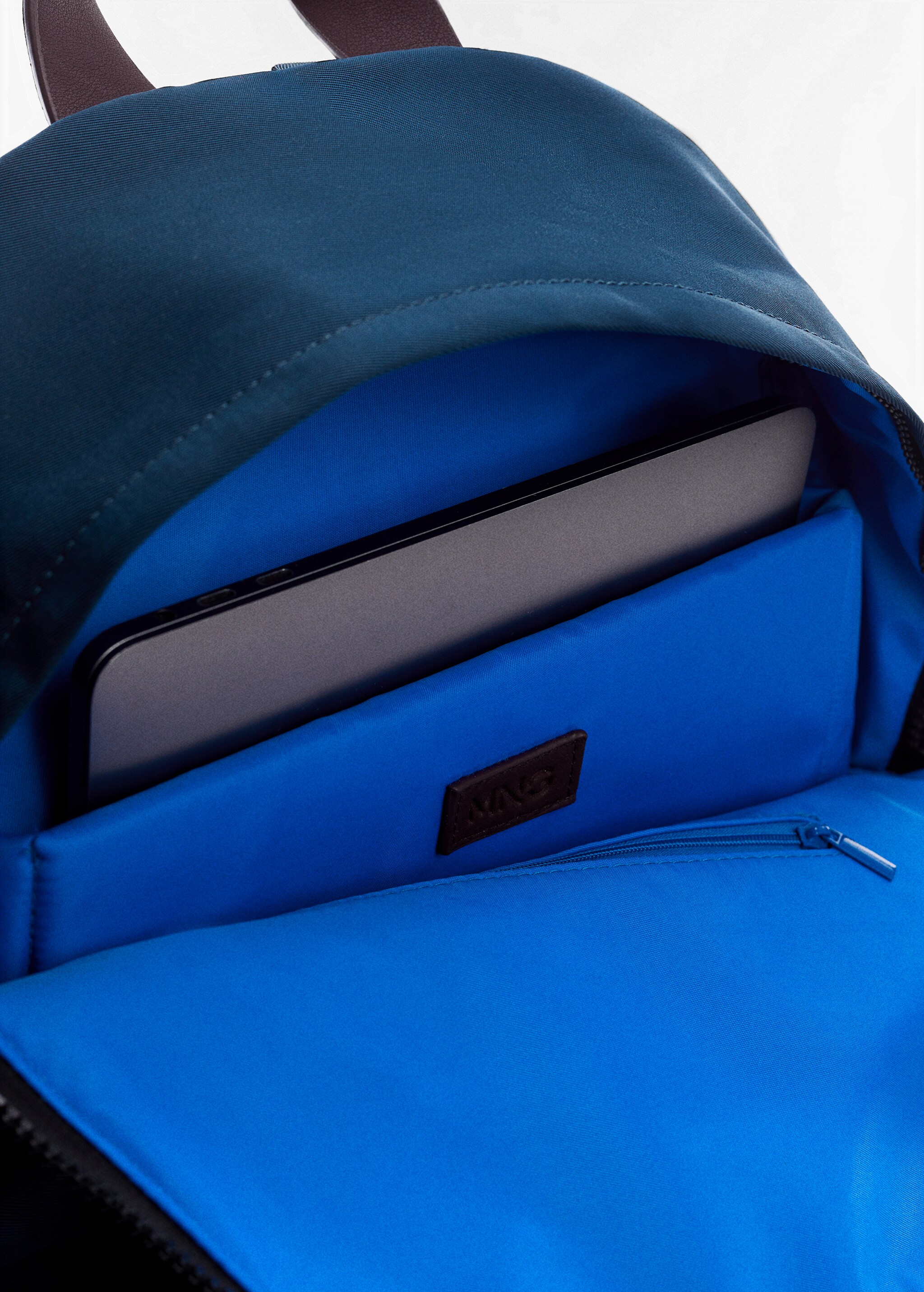Basic nylon backpack - Details of the article 2
