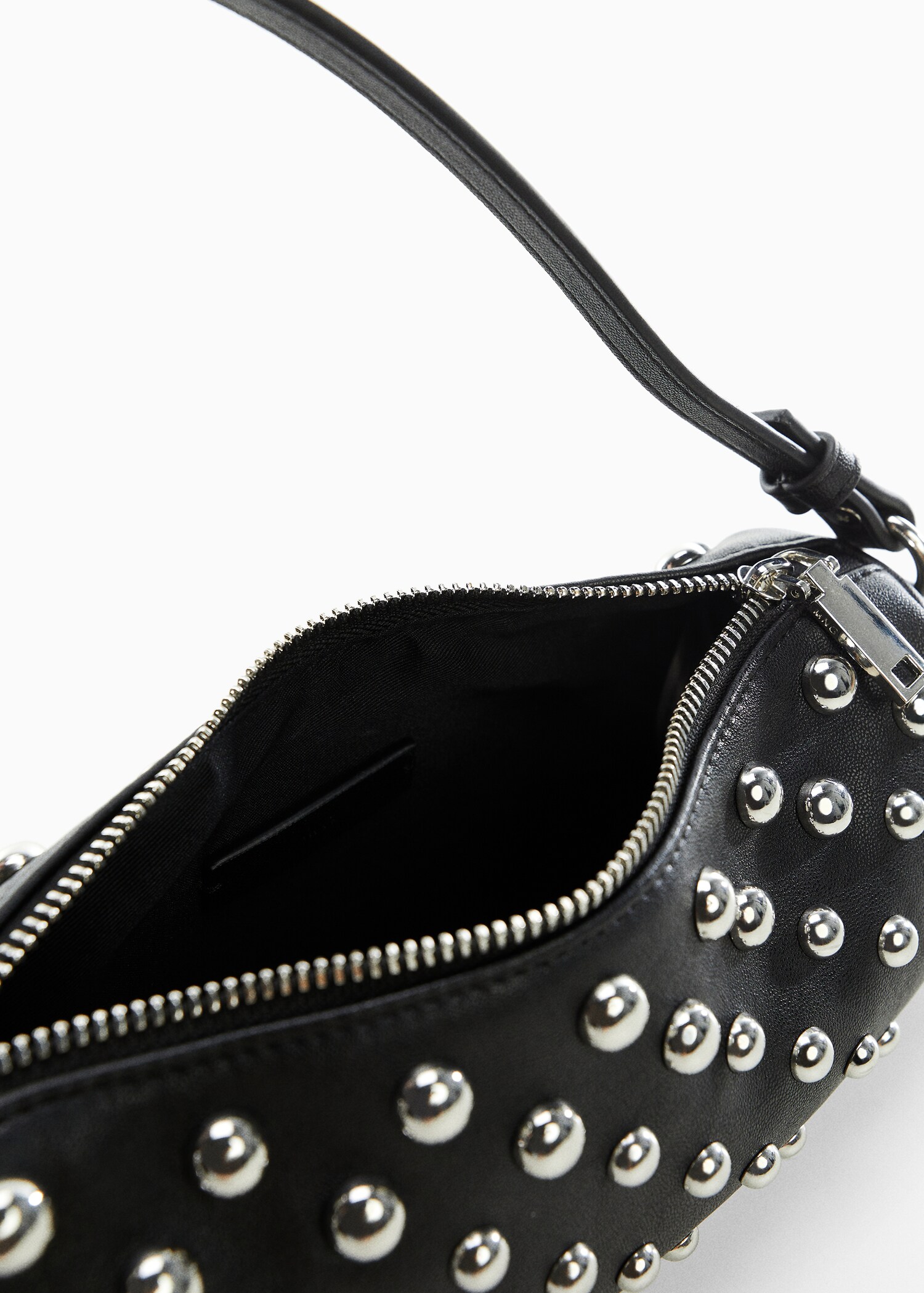 Studded shoulder bag - Details of the article 2