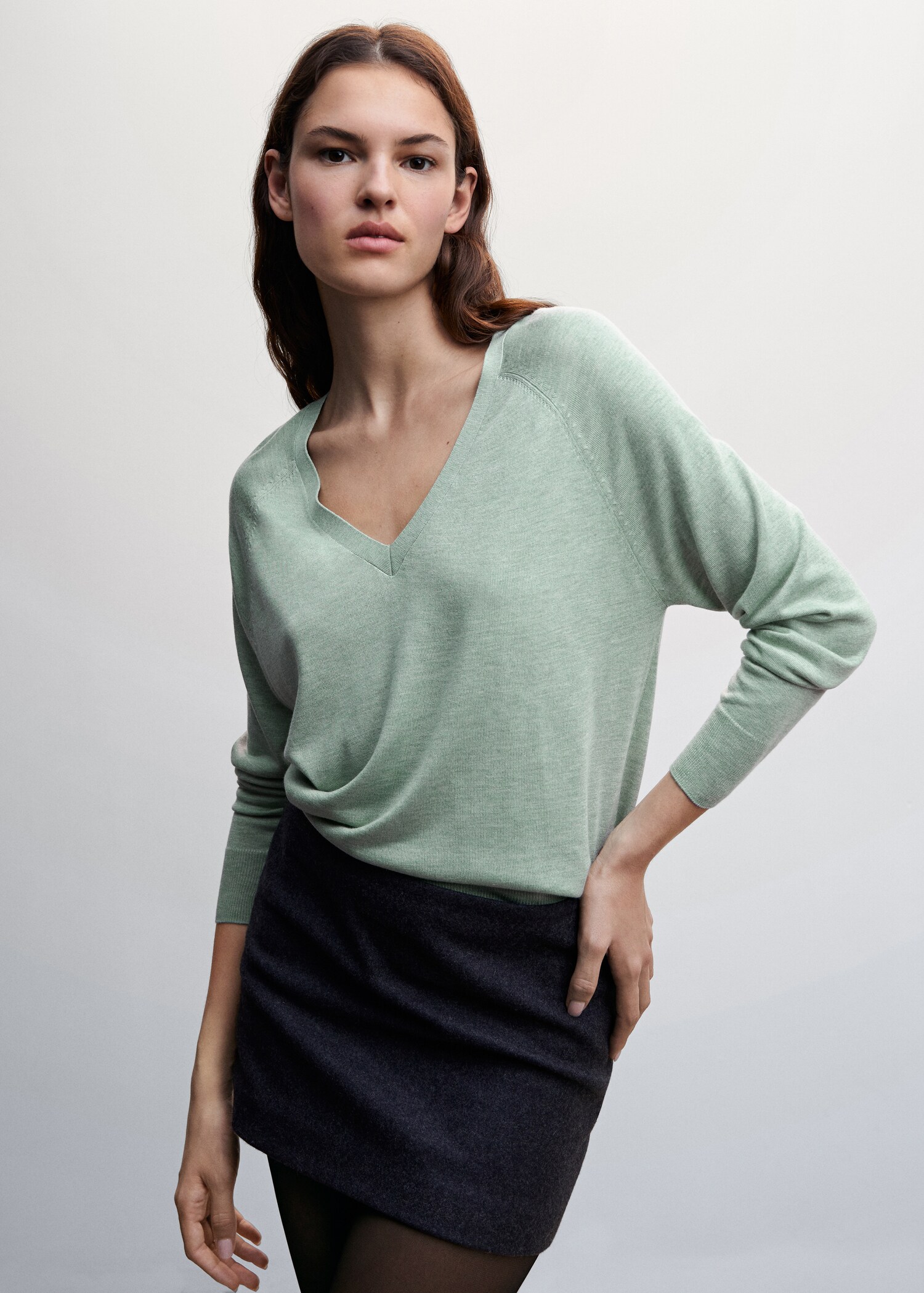 Pull-over maille fine col V - Plan moyen