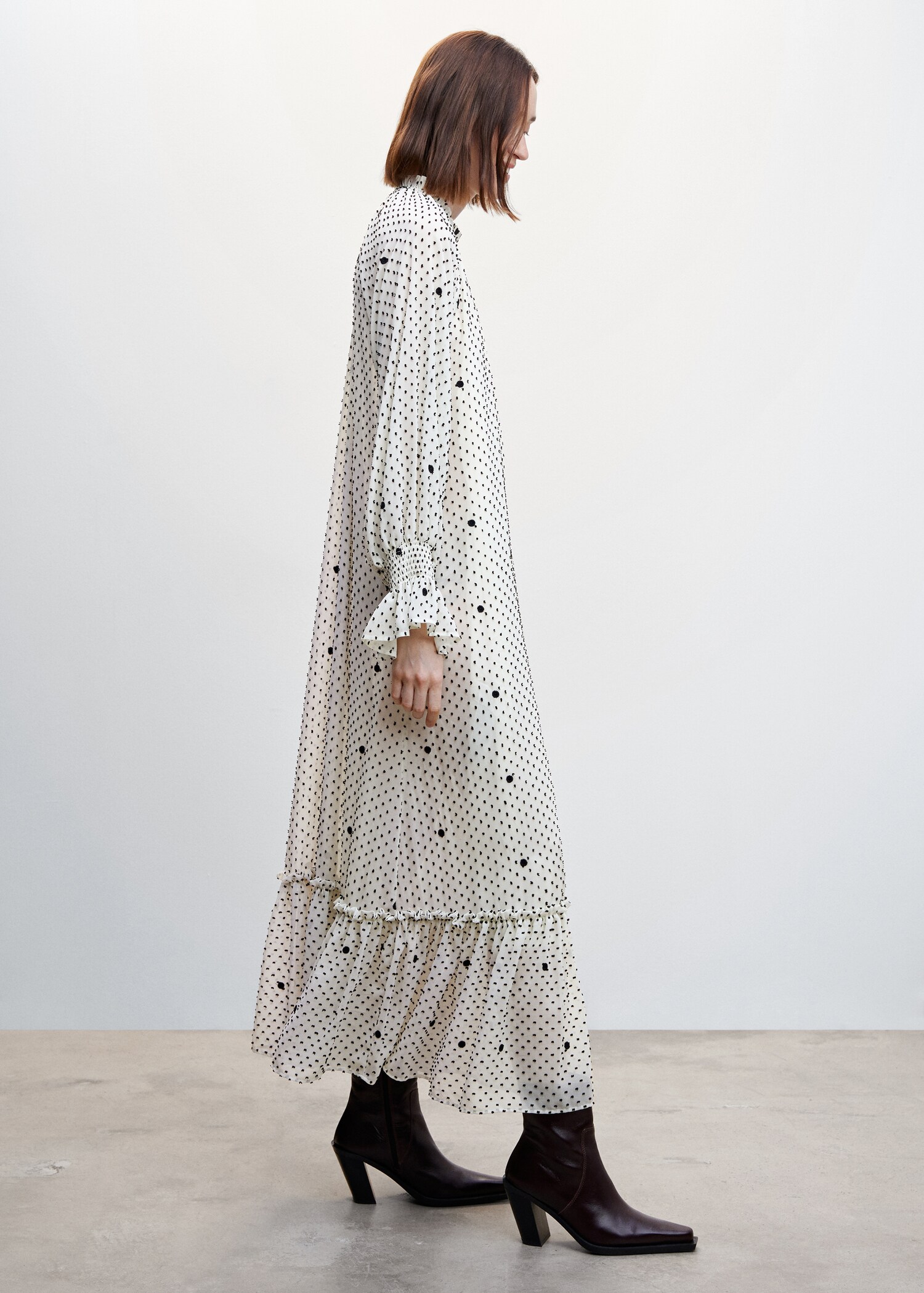 Polka-dot dress with ruffles - Details of the article 6