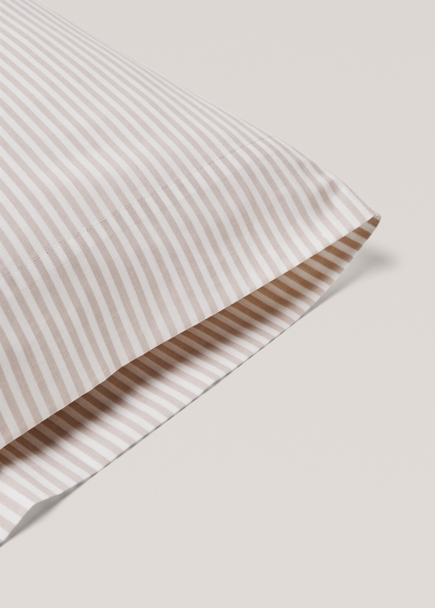 Striped print pillow case 45x110cm - Details of the article 2