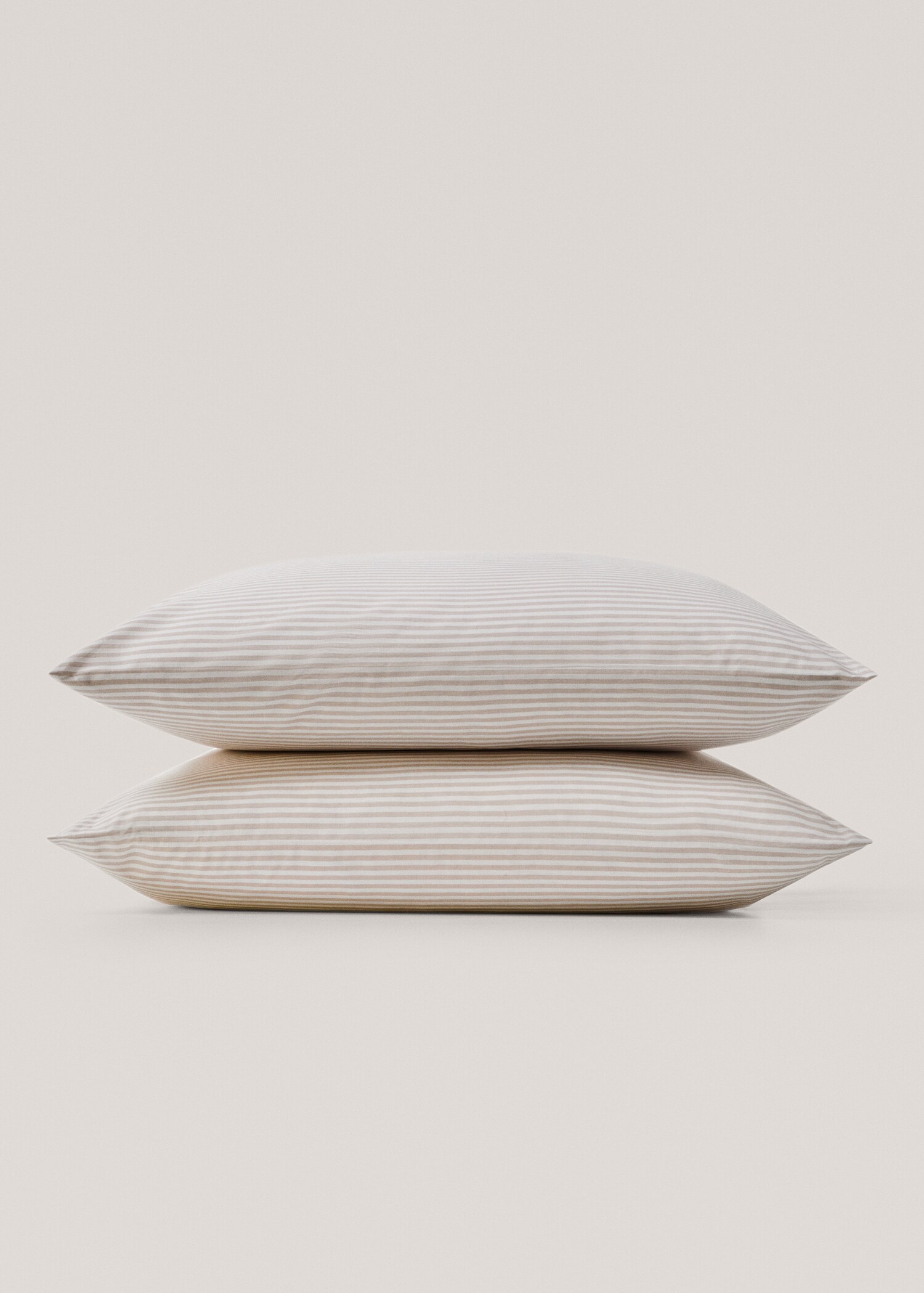 Striped print cushion cover 60x60cm (Pack of 2) - Details of the article 1