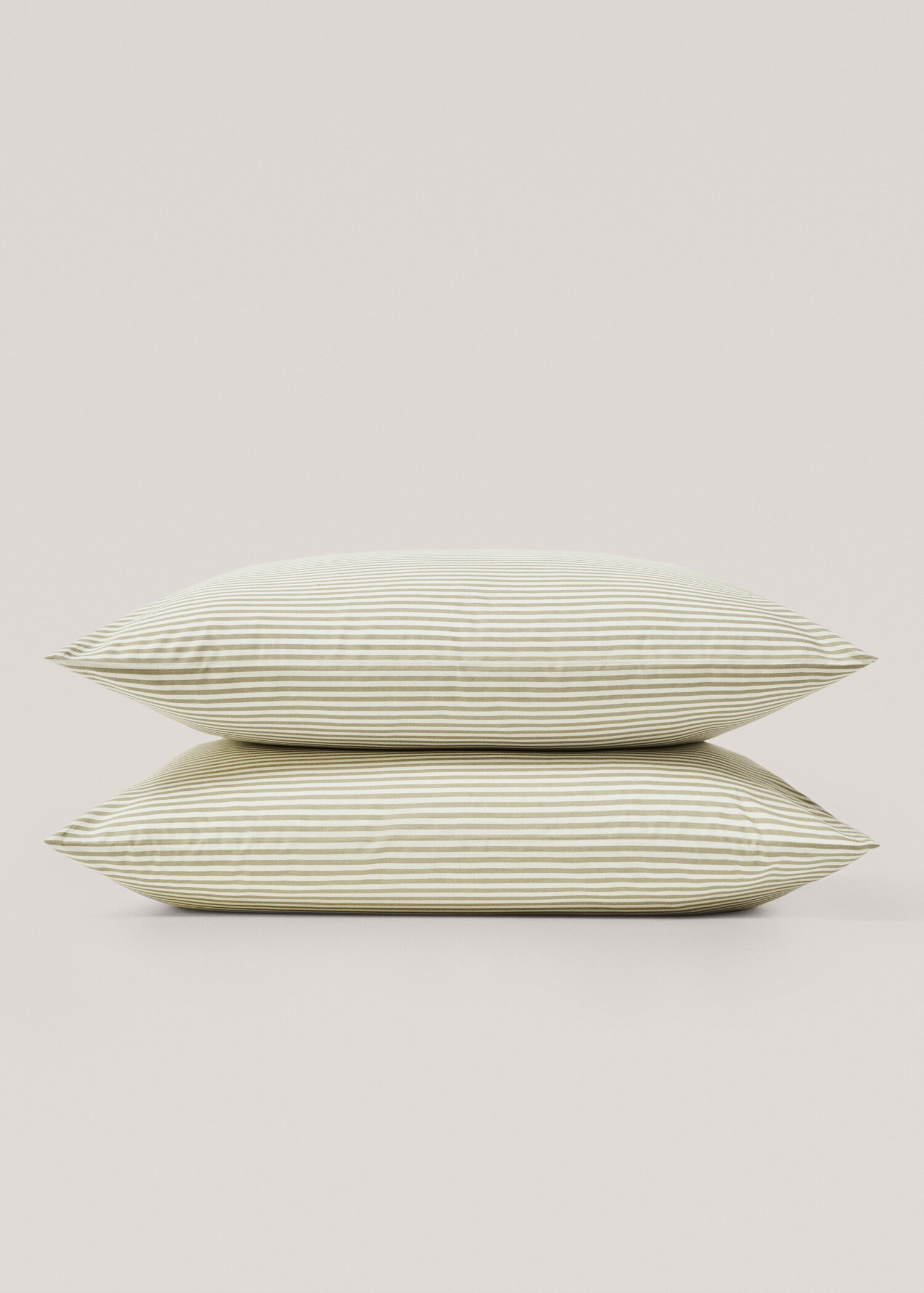 Striped print cushion cover 60x60cm (Pack of 2) - Details of the article 1