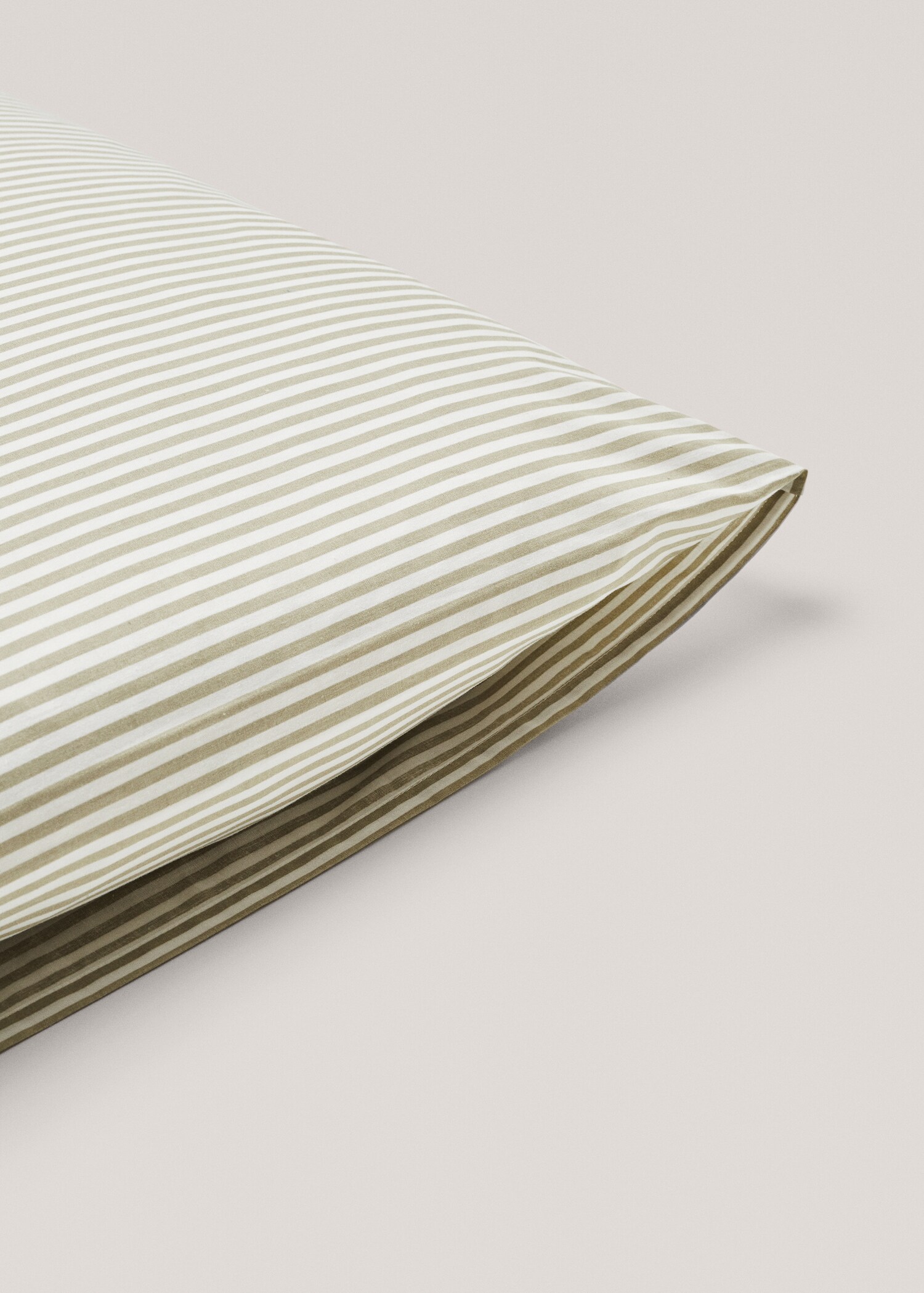 Striped print cushion cover 60x60cm (Pack of 2) - Details of the article 3