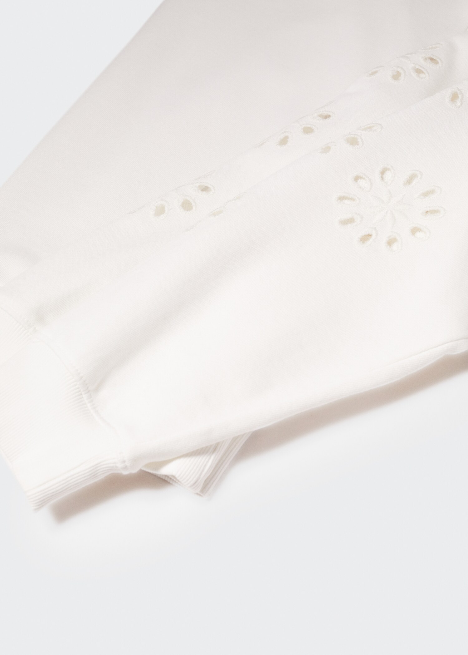Sweatshirt de mangas recortadas - Pormenor do artigo 8