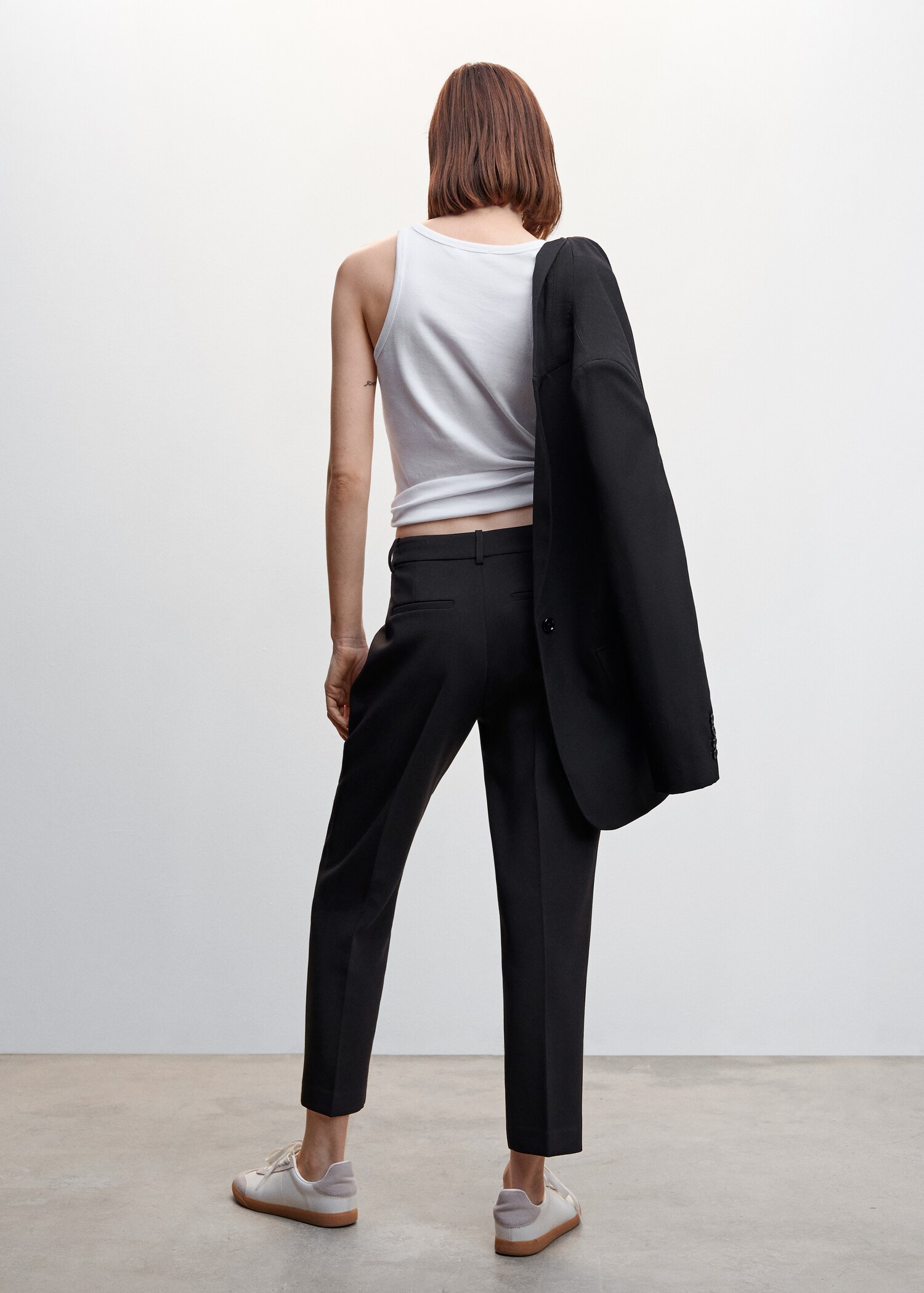 Straight-fit pleated trousers - Reverse of the article