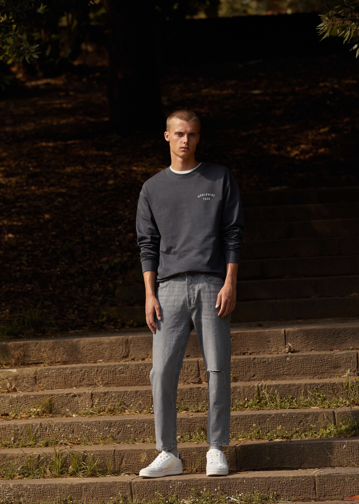 Jeans tapered-fit déchirures - Détail de l'article 5