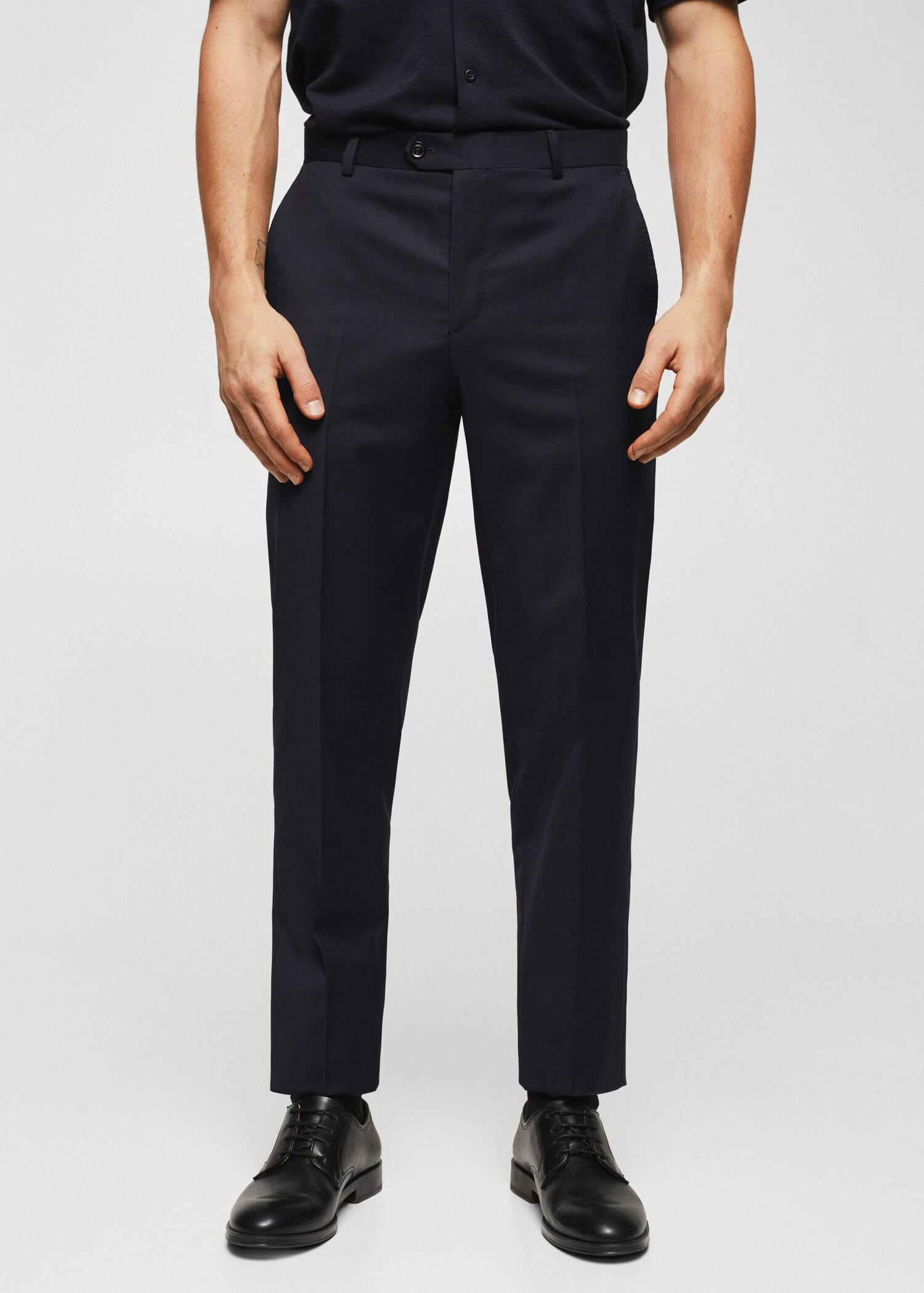 Pantalón traje slim fit lana virgen - Plano medio