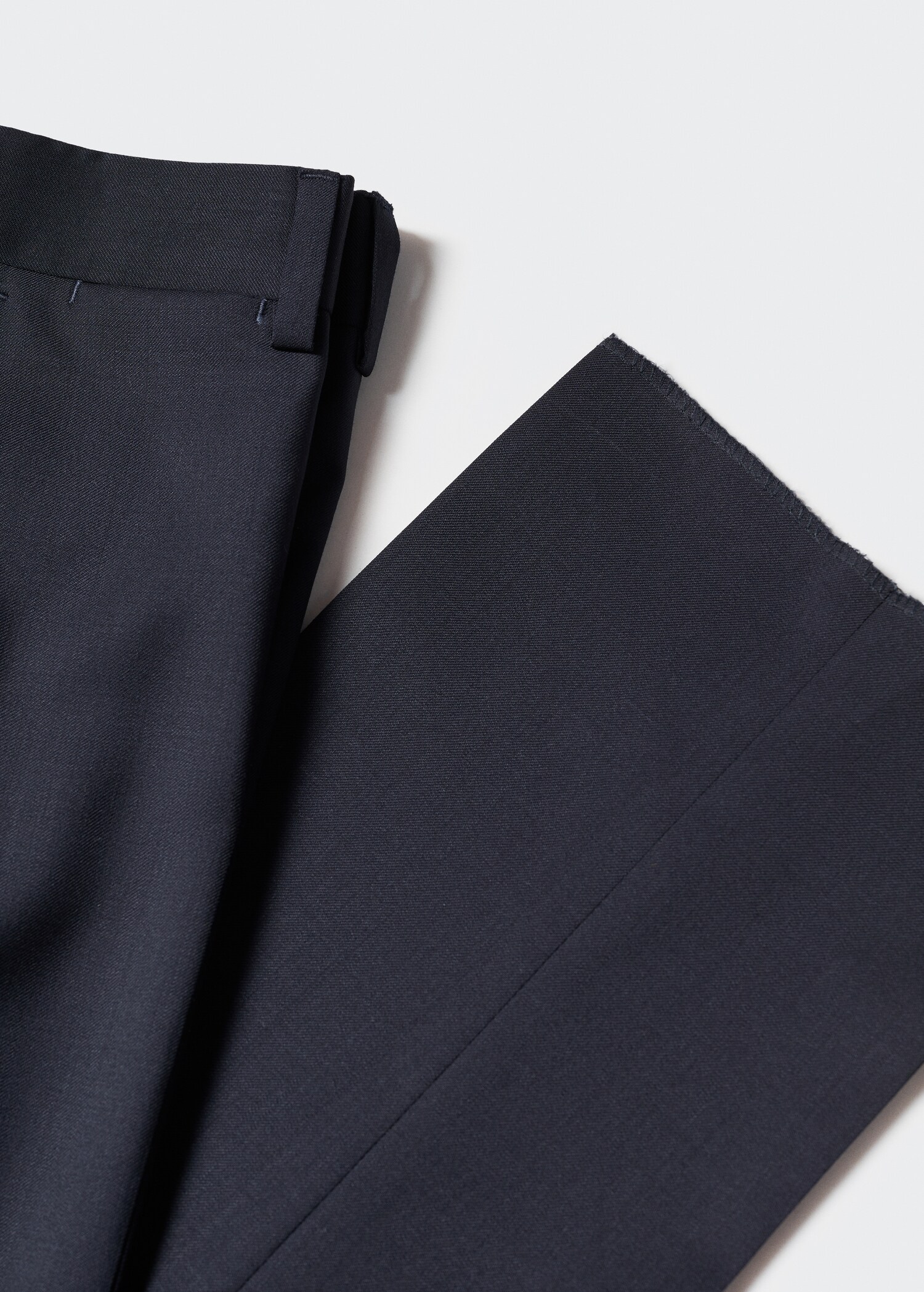 Pantalón traje slim fit lana virgen - Detalle del artículo 0