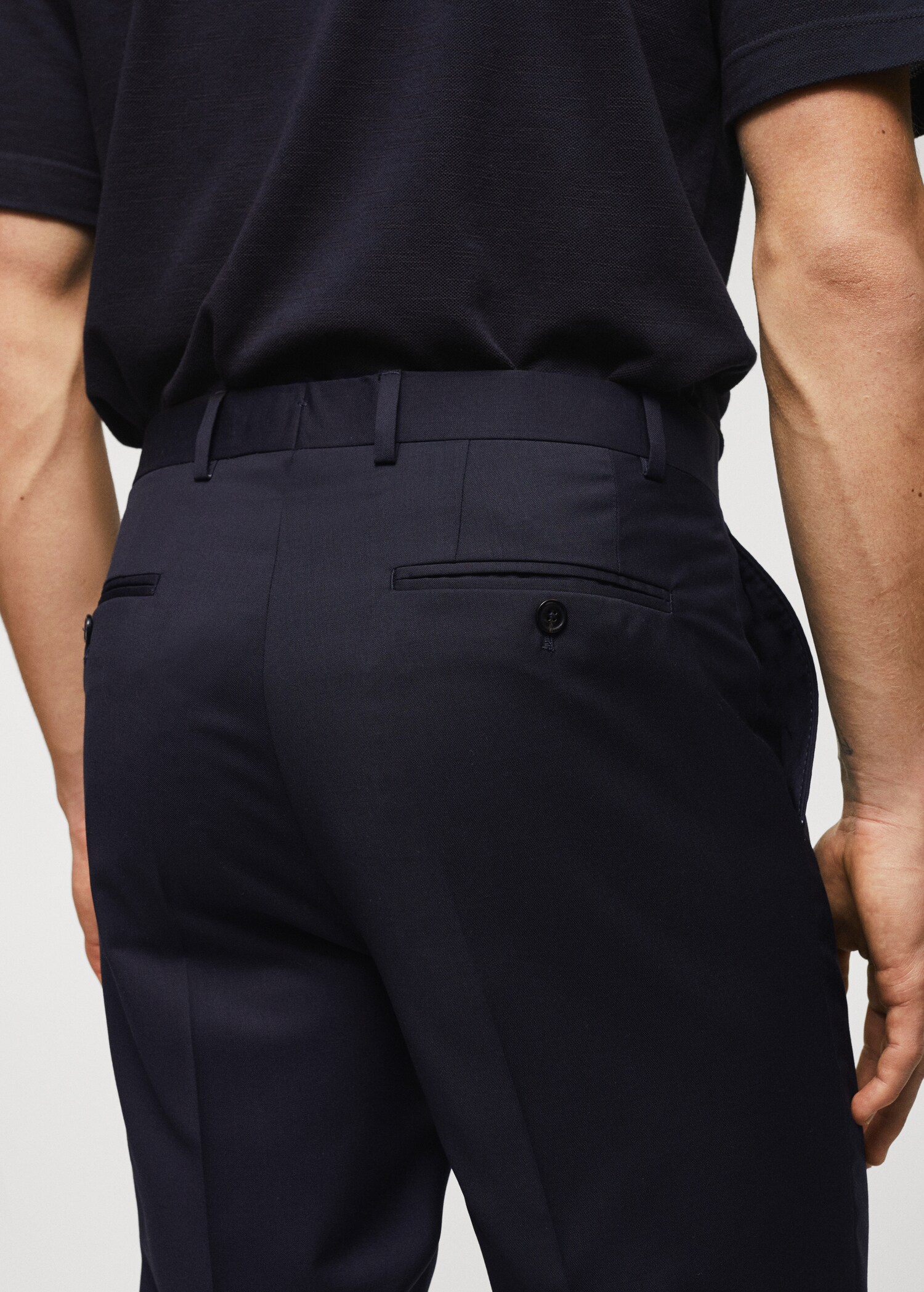 Pantalón traje slim fit lana virgen - Detalle del artículo 4