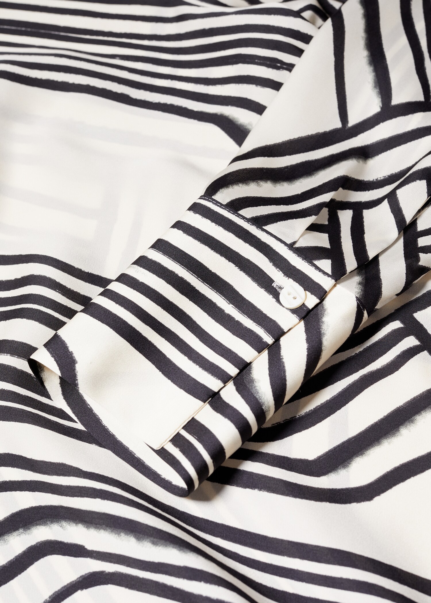 Blouse satinée imprimée - Détail de l'article 8