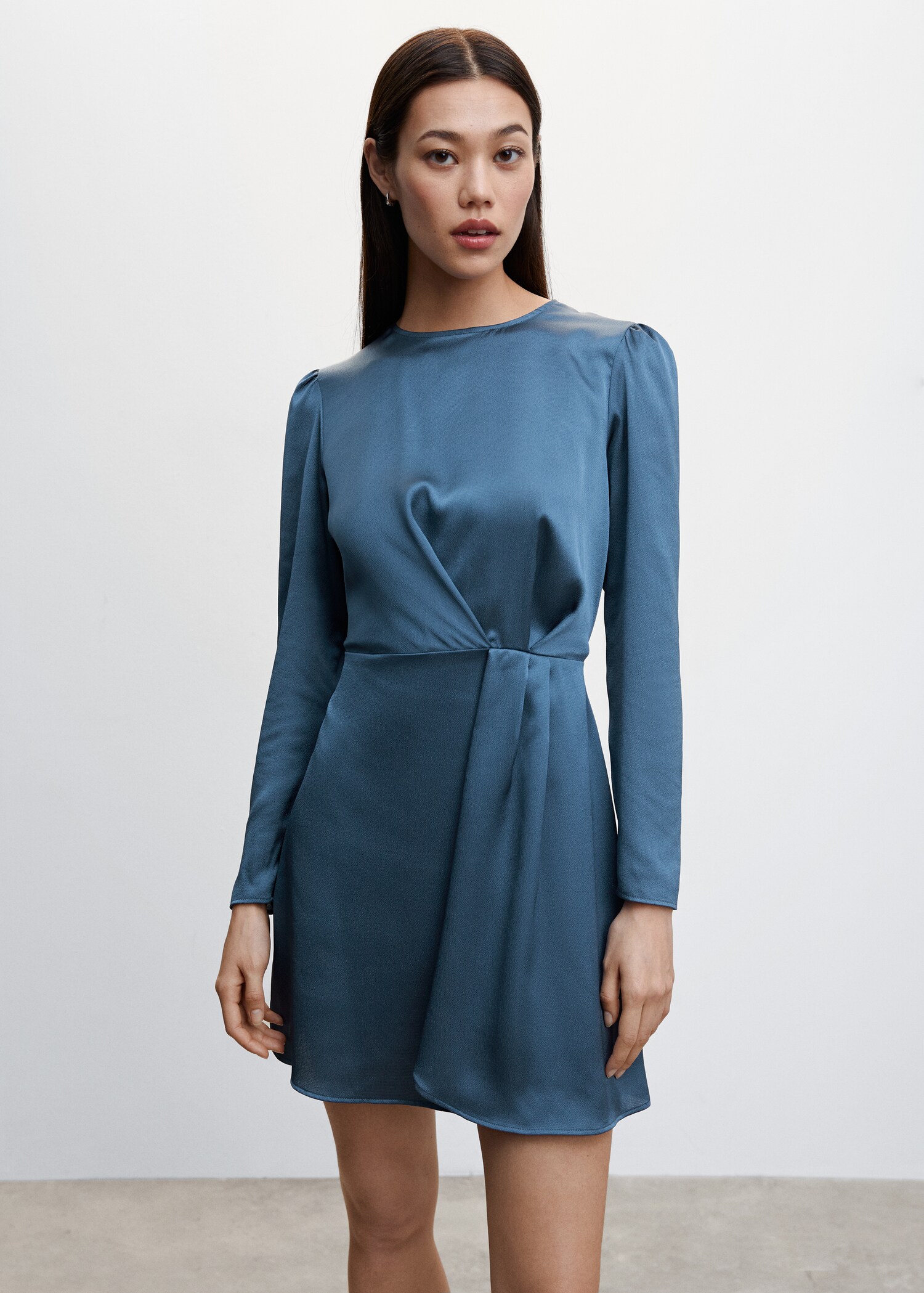 Satin dress - Medium plane
