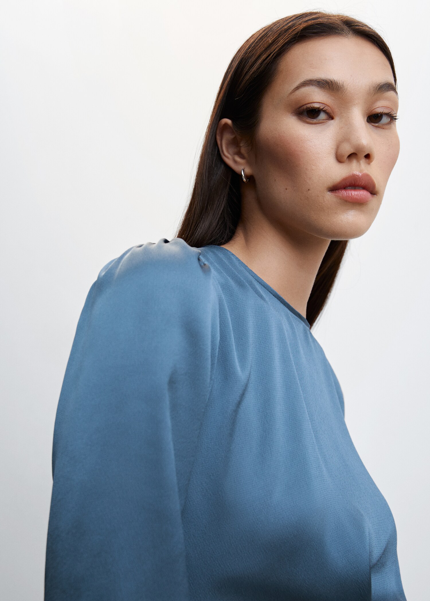 Satin dress - Details of the article 1