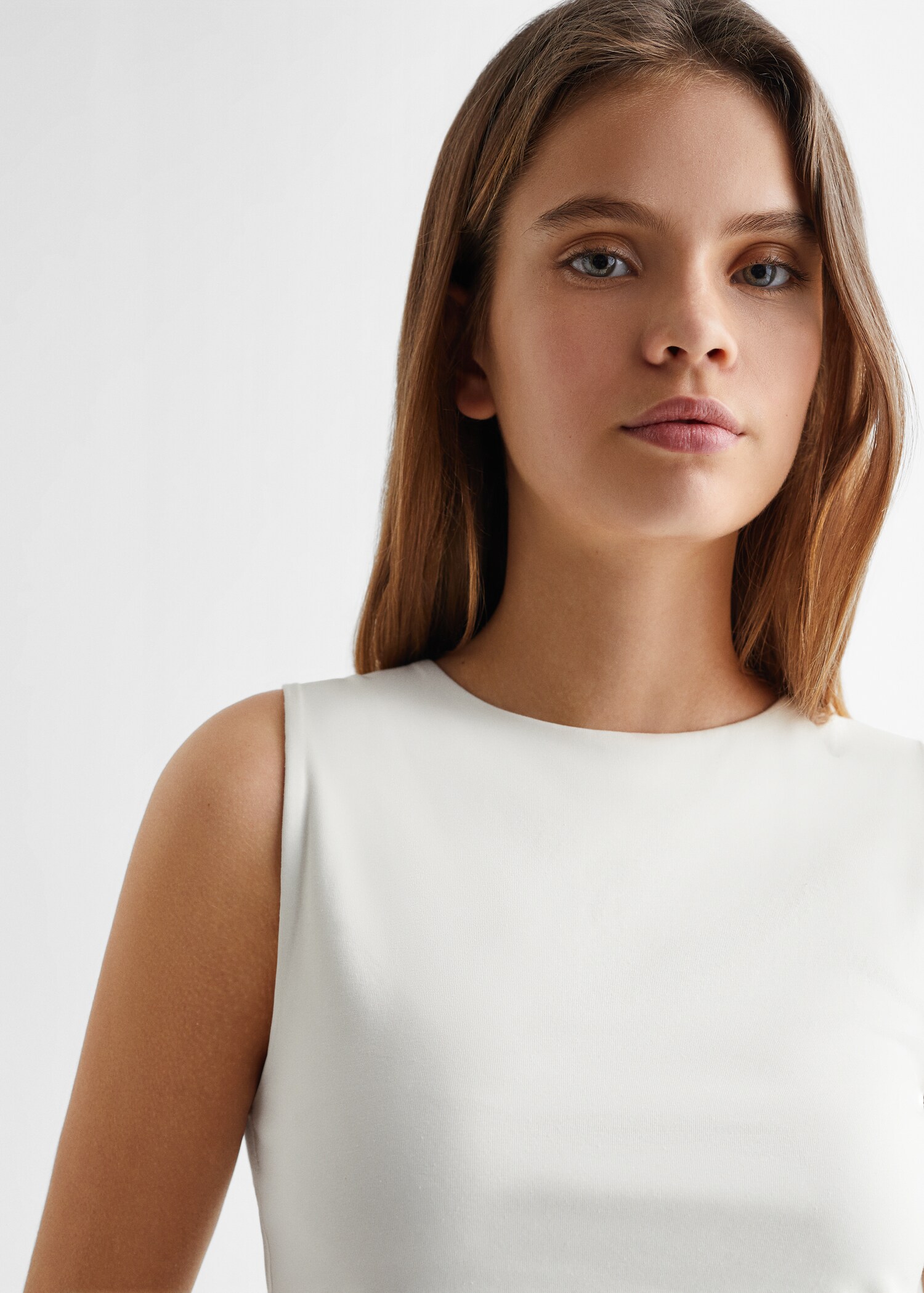 Wide strap t-shirt - Details of the article 1
