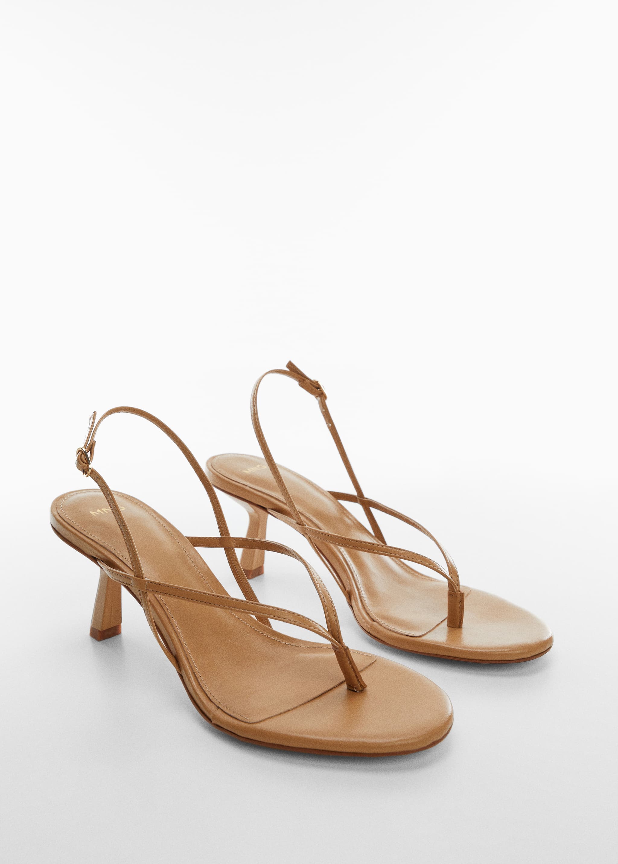 Heeled leather sandals with straps - Medium plane