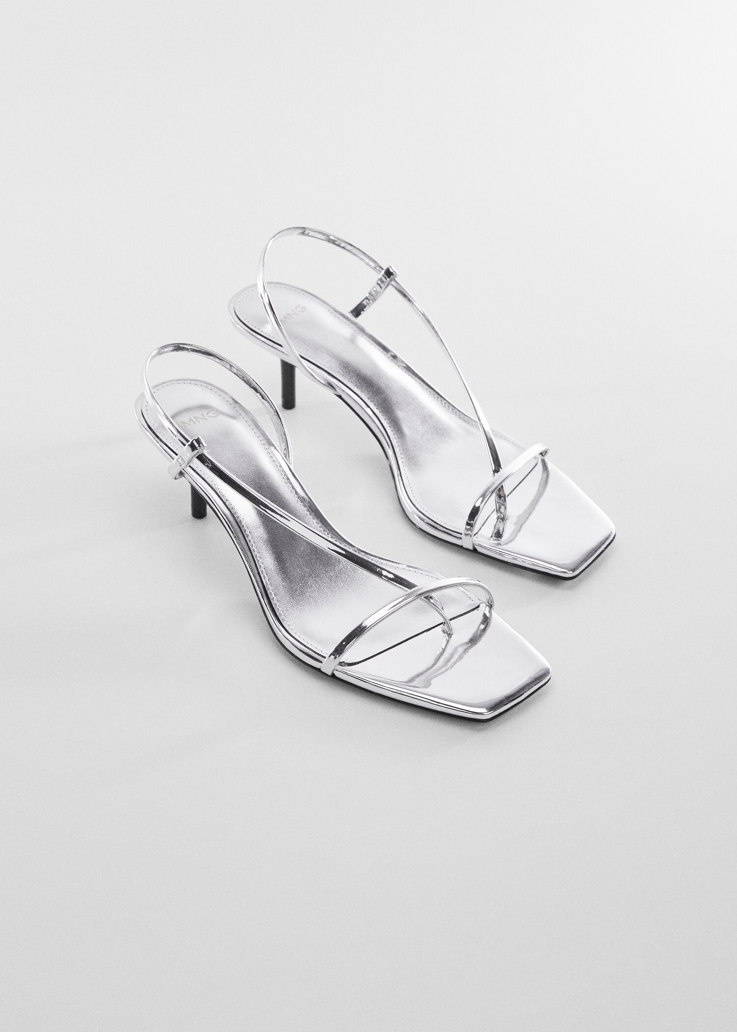 Metallic strap sandals - Medium plane