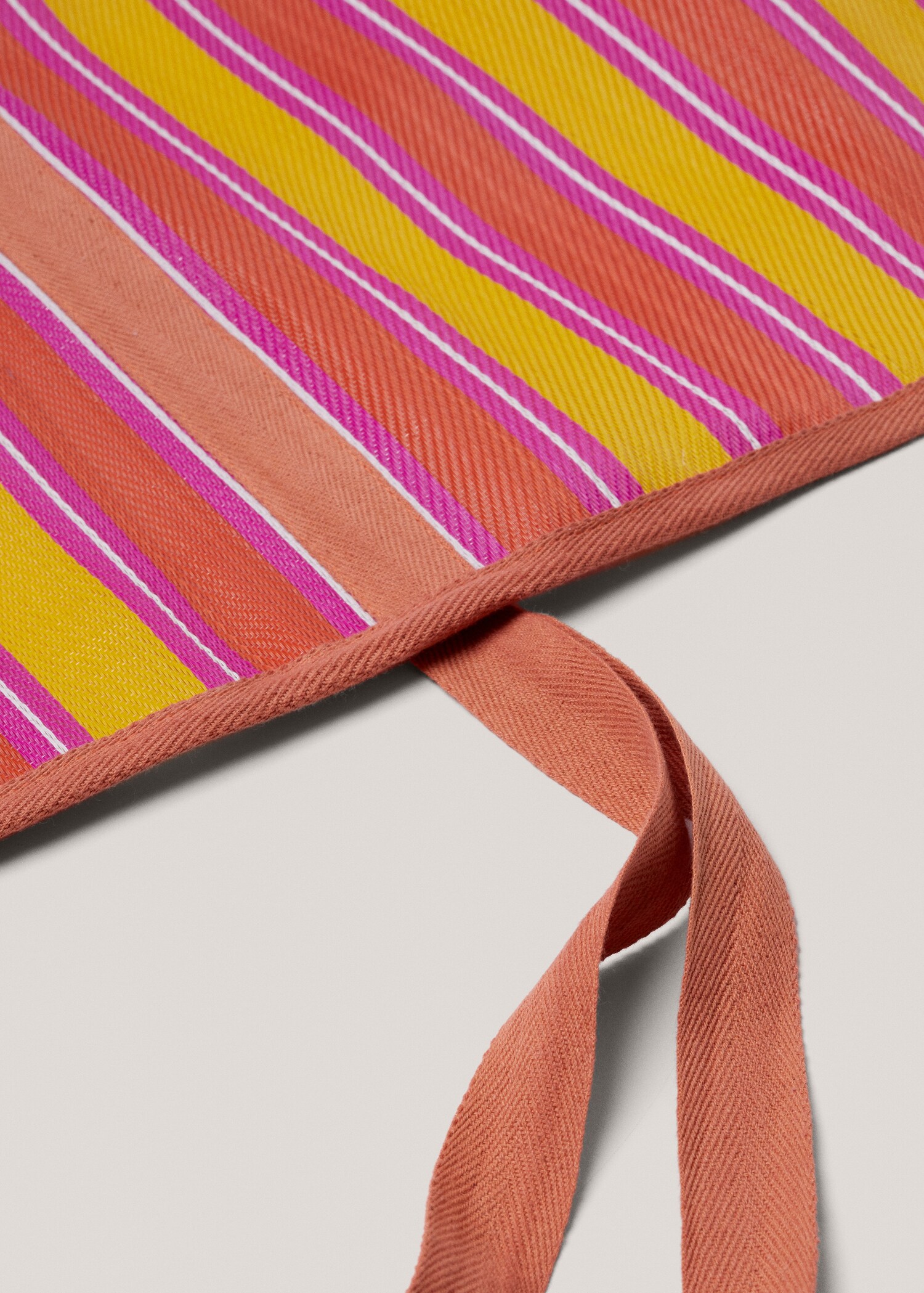 Gestreifte wasserfeste Matte - Detail des Artikels 2