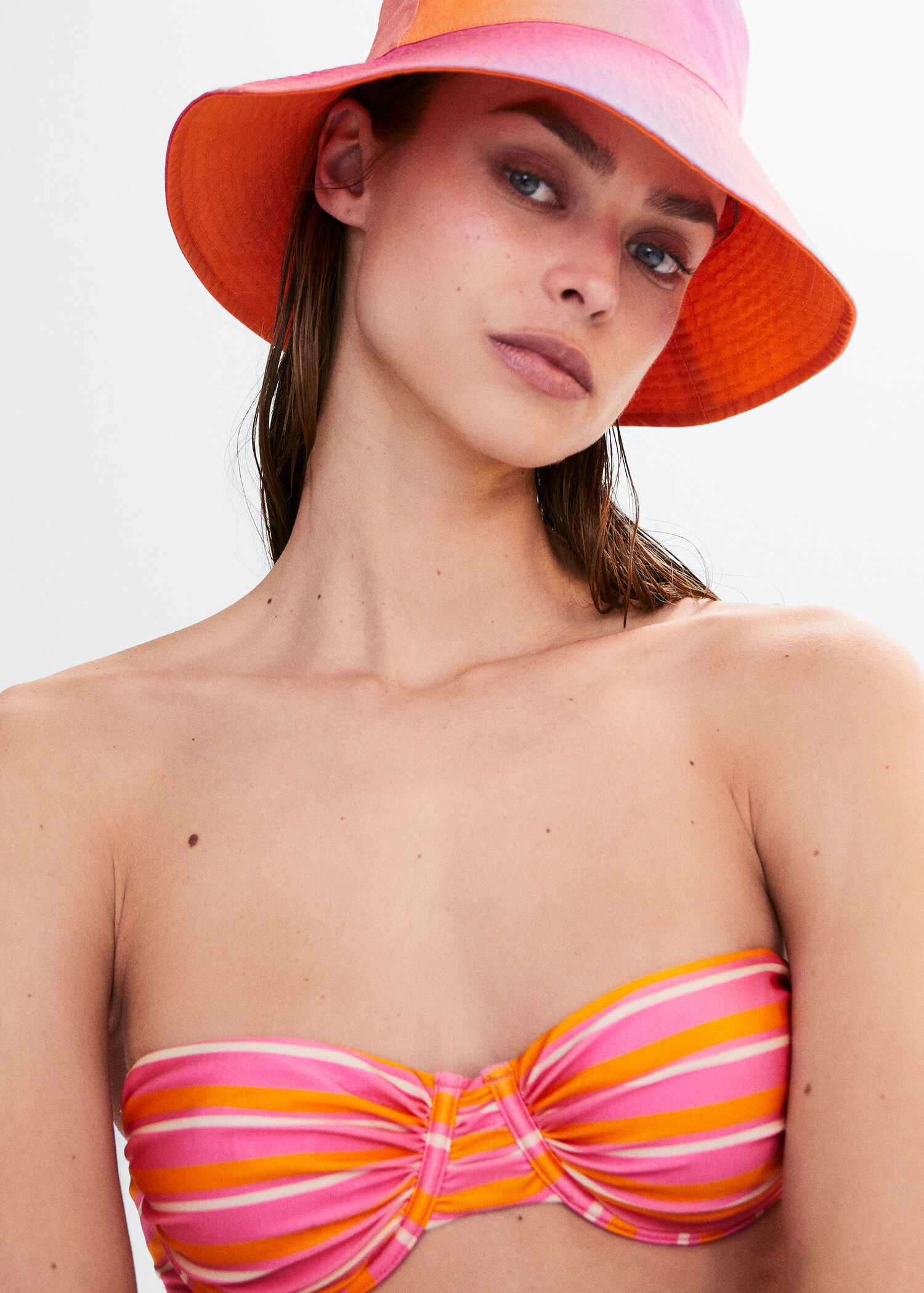 Striped bikini top - Details of the article 1