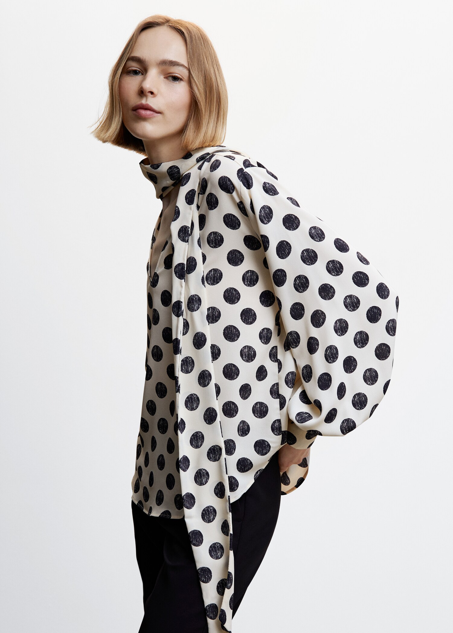 Blusa lunares lazo - Detalle del artículo 2