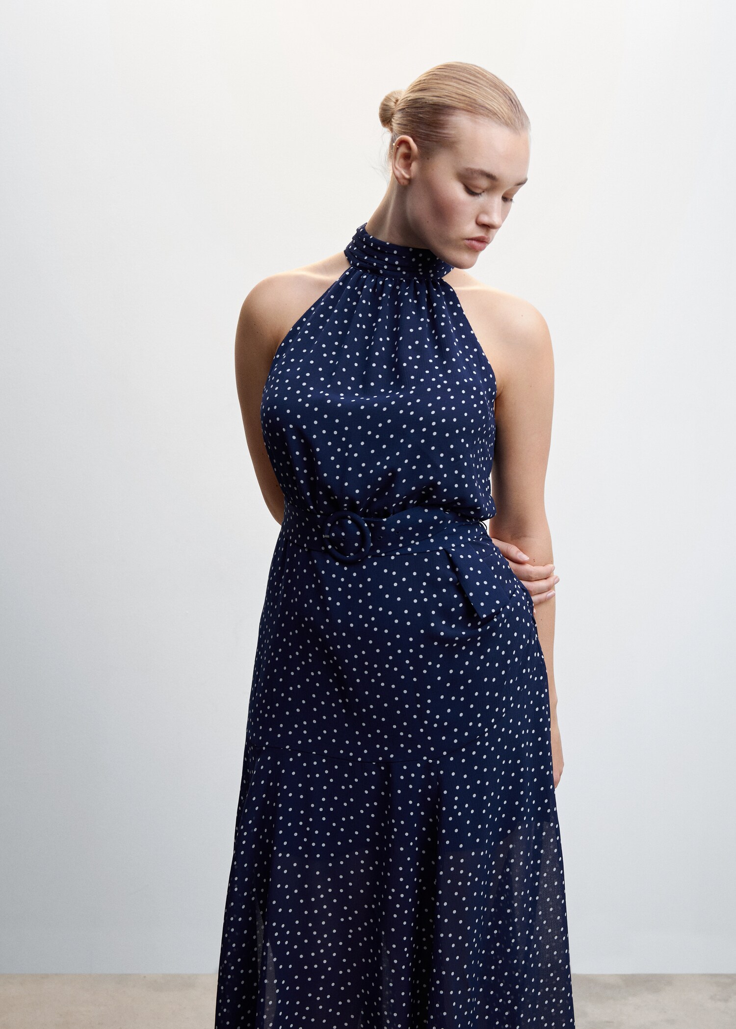 Vestido topos cuello halter - Detalle del artículo 5