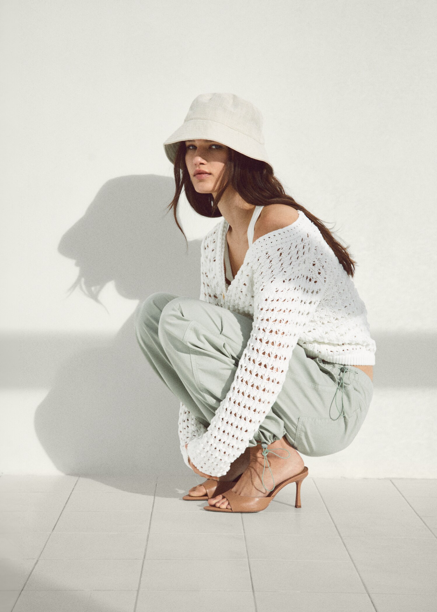 Parachute pants - Details of the article 7