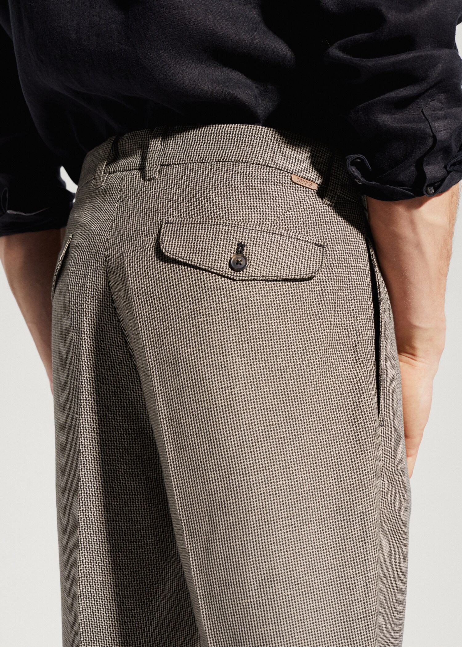 Slim fit linen pants - Details of the article 2