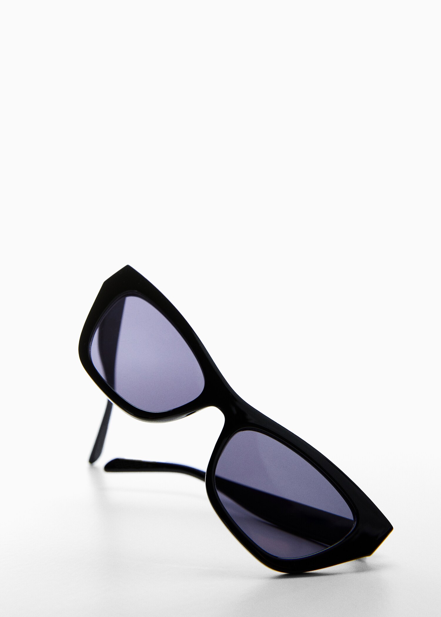 Cat-eye sunglasses - Details of the article 5