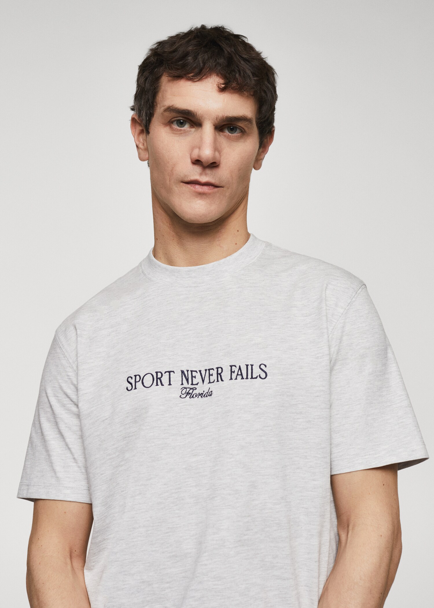Embroidered cotton message t-shirt - Details of the article 1
