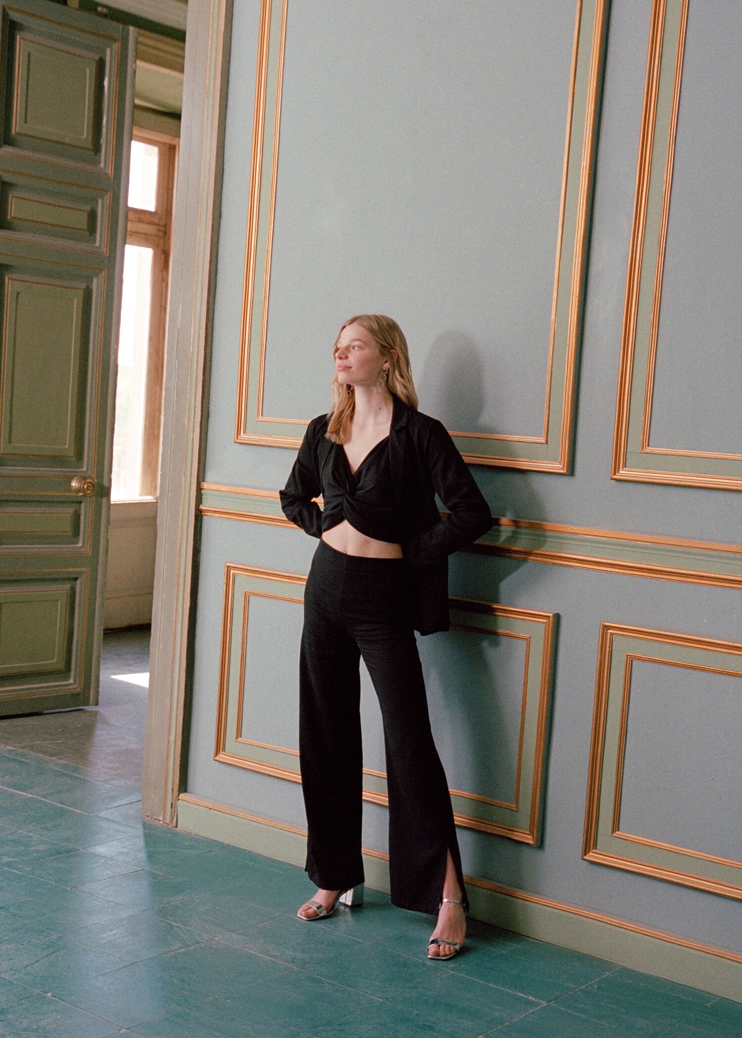 Smart pants with openings - Details of the article 5