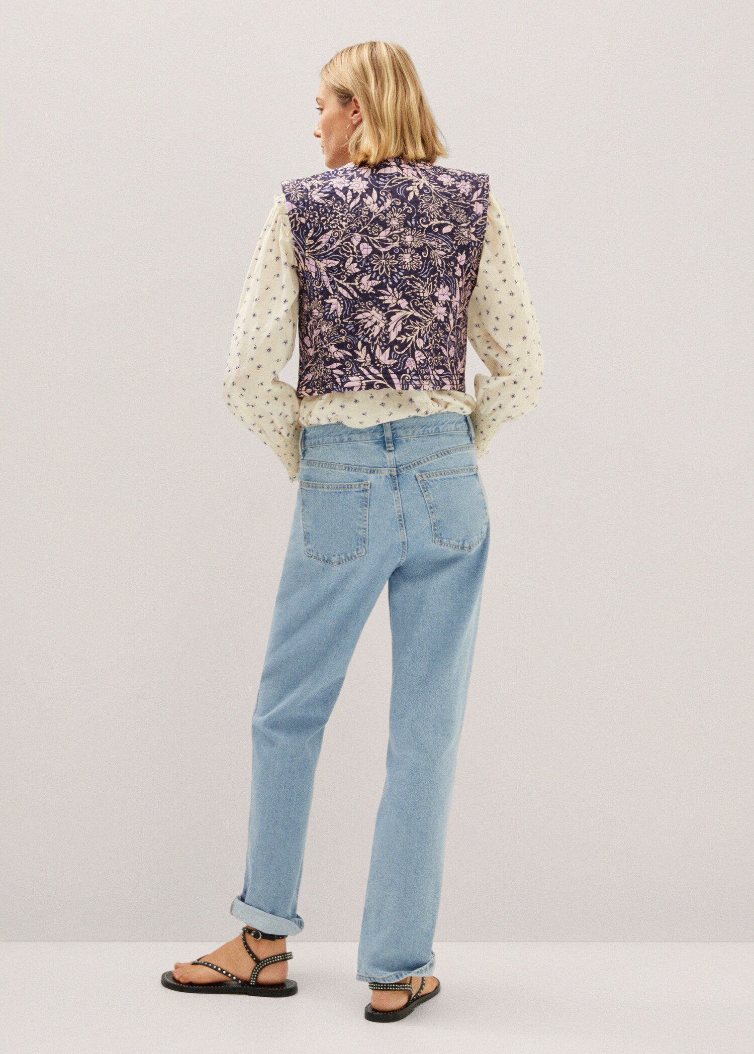 Floral quilted gilet - Reverse of the article