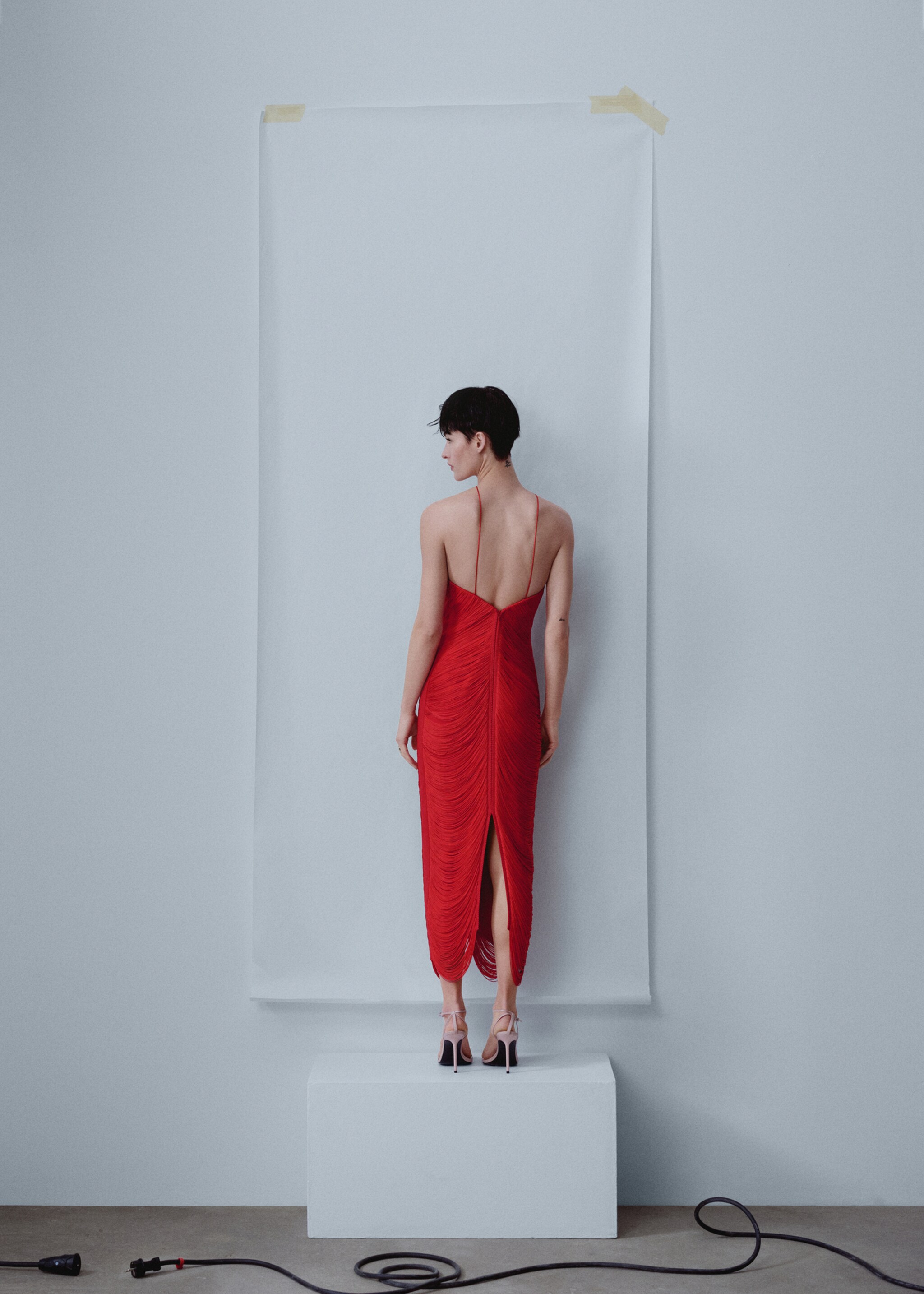 Midi-Kleid mit Fransendesign - Rückseite des Artikels, Rot. Ref: 47026715-00.