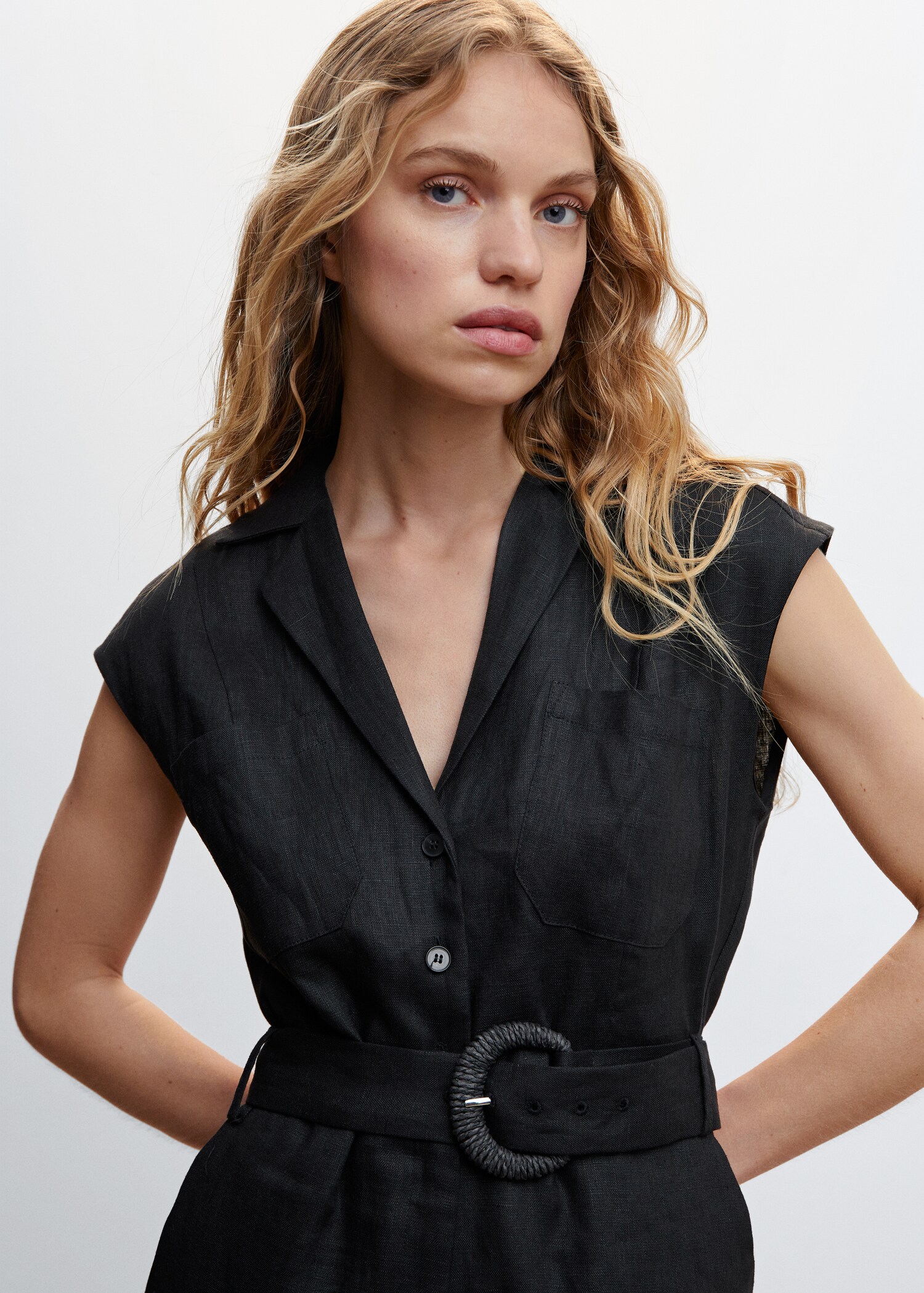 Belt linen jumpsuit - Details of the article 1