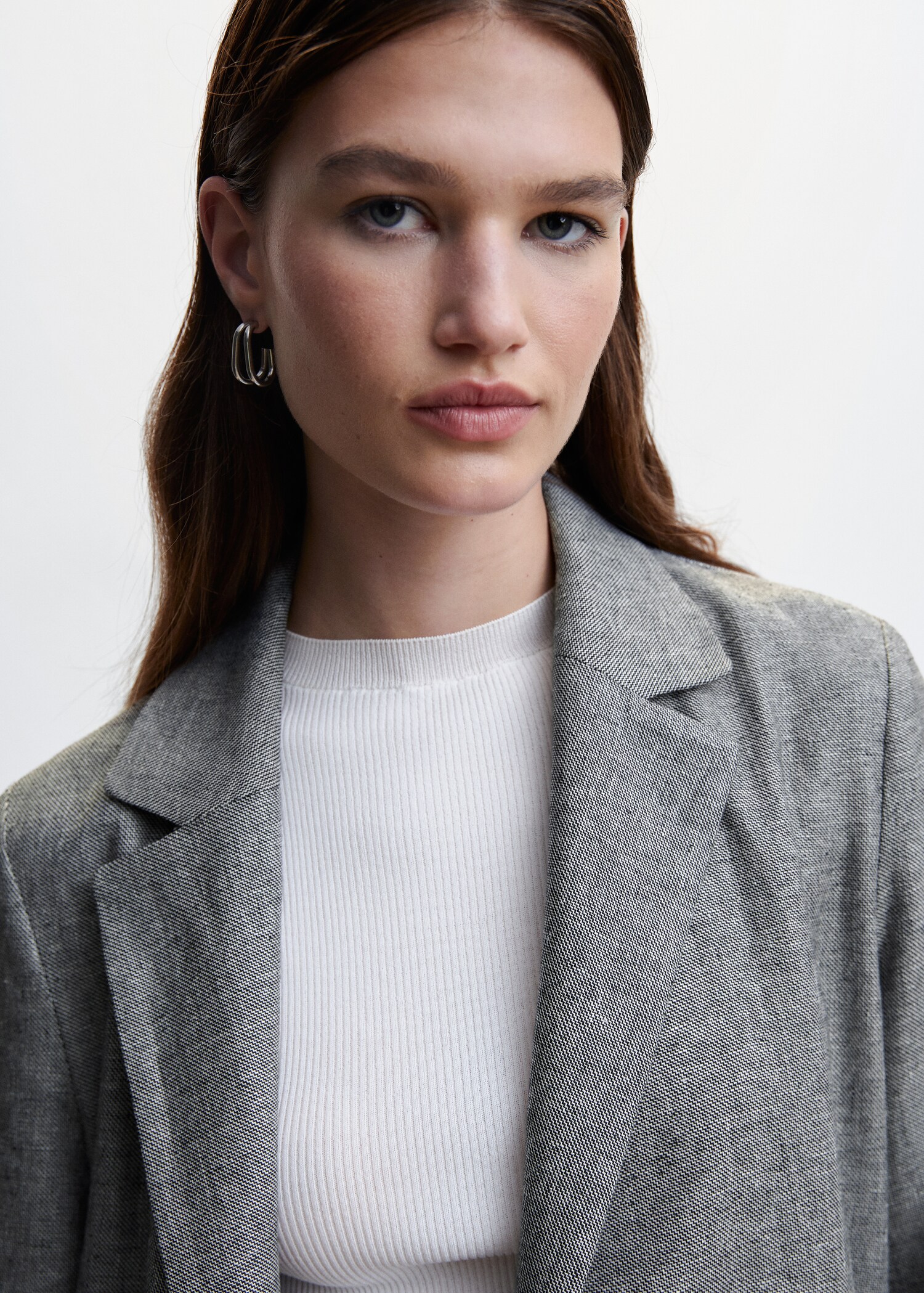 Double-breasted linen blazer - Details of the article 1