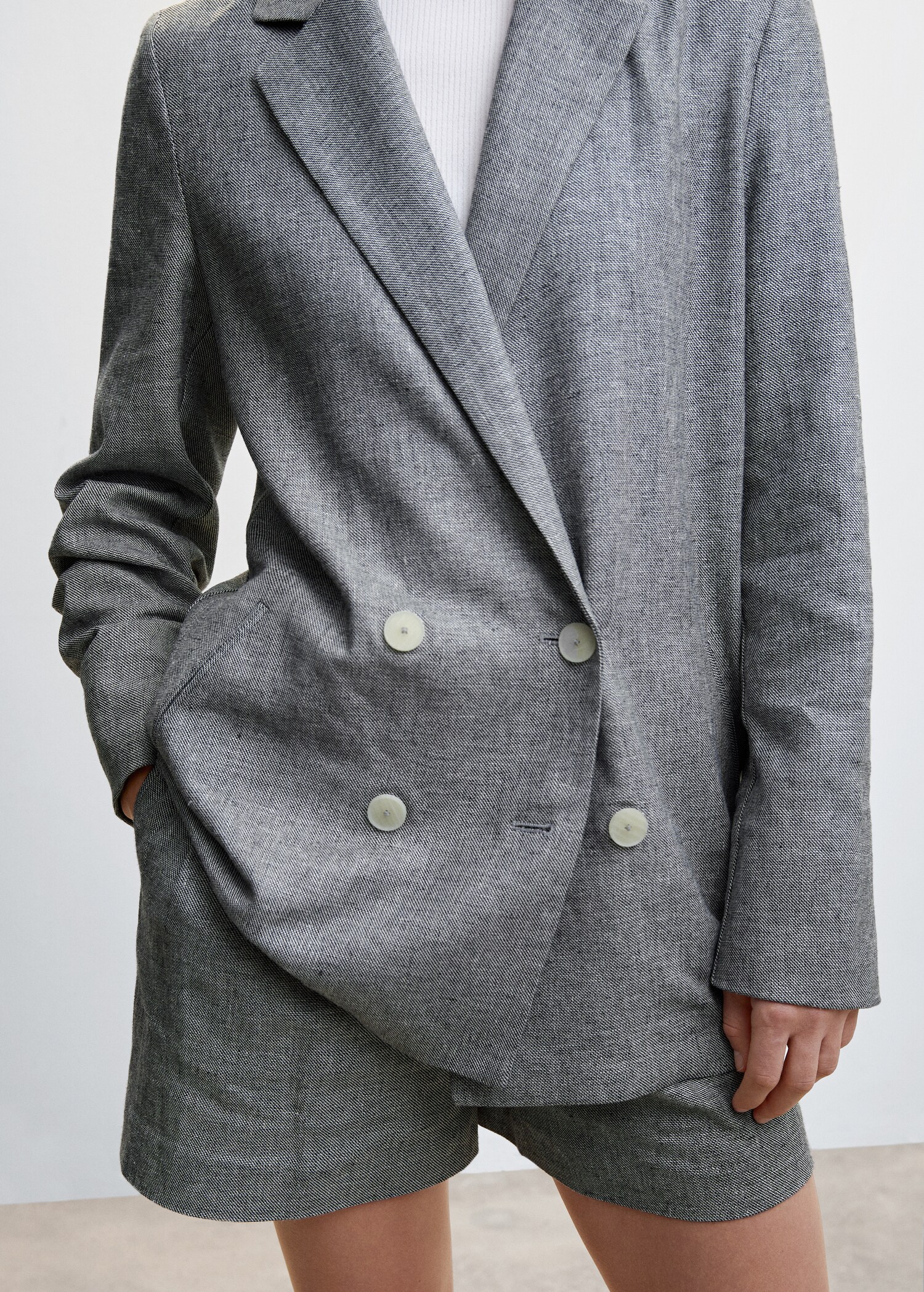 Double-breasted linen blazer - Details of the article 6