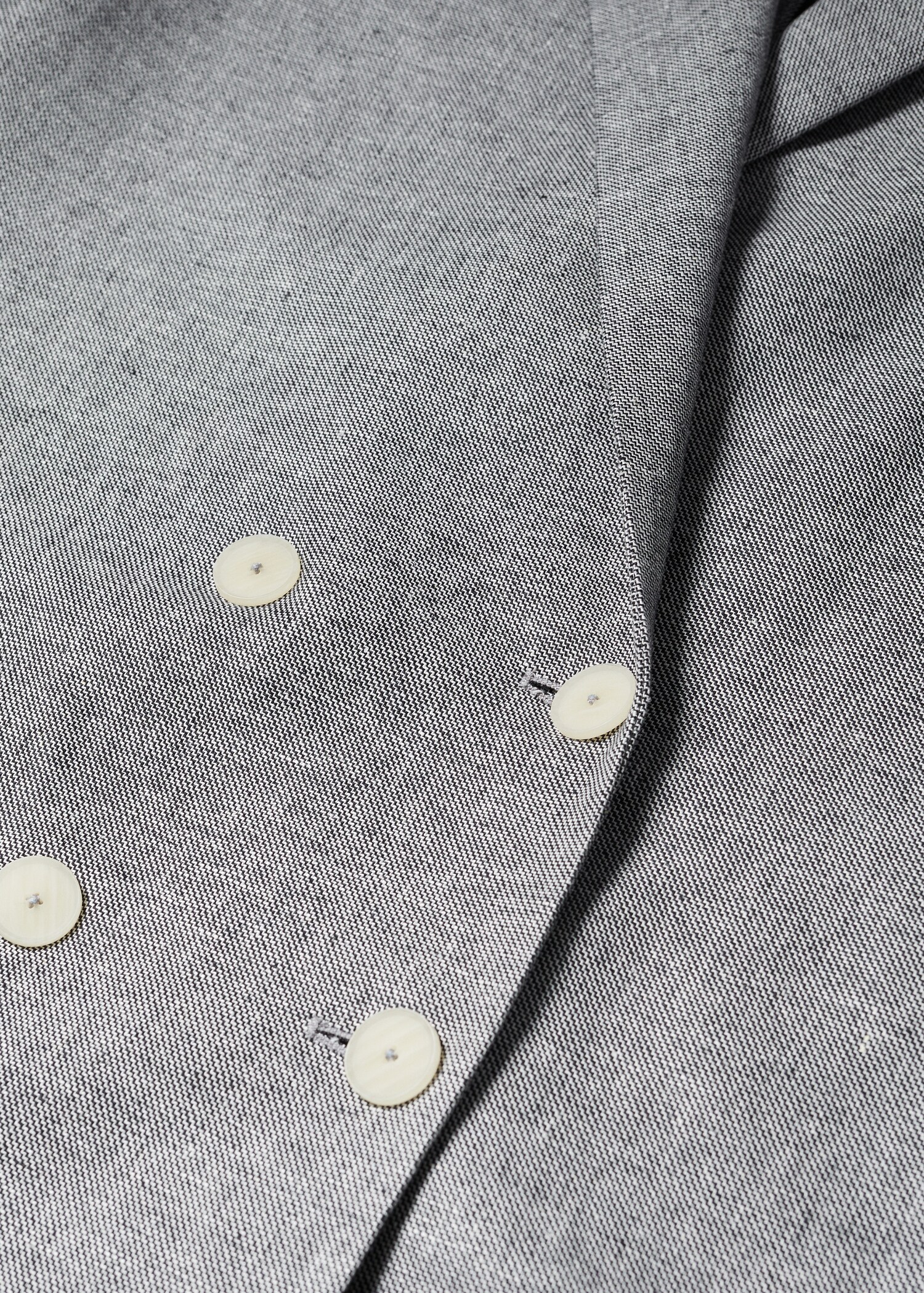 Double-breasted linen blazer - Details of the article 8
