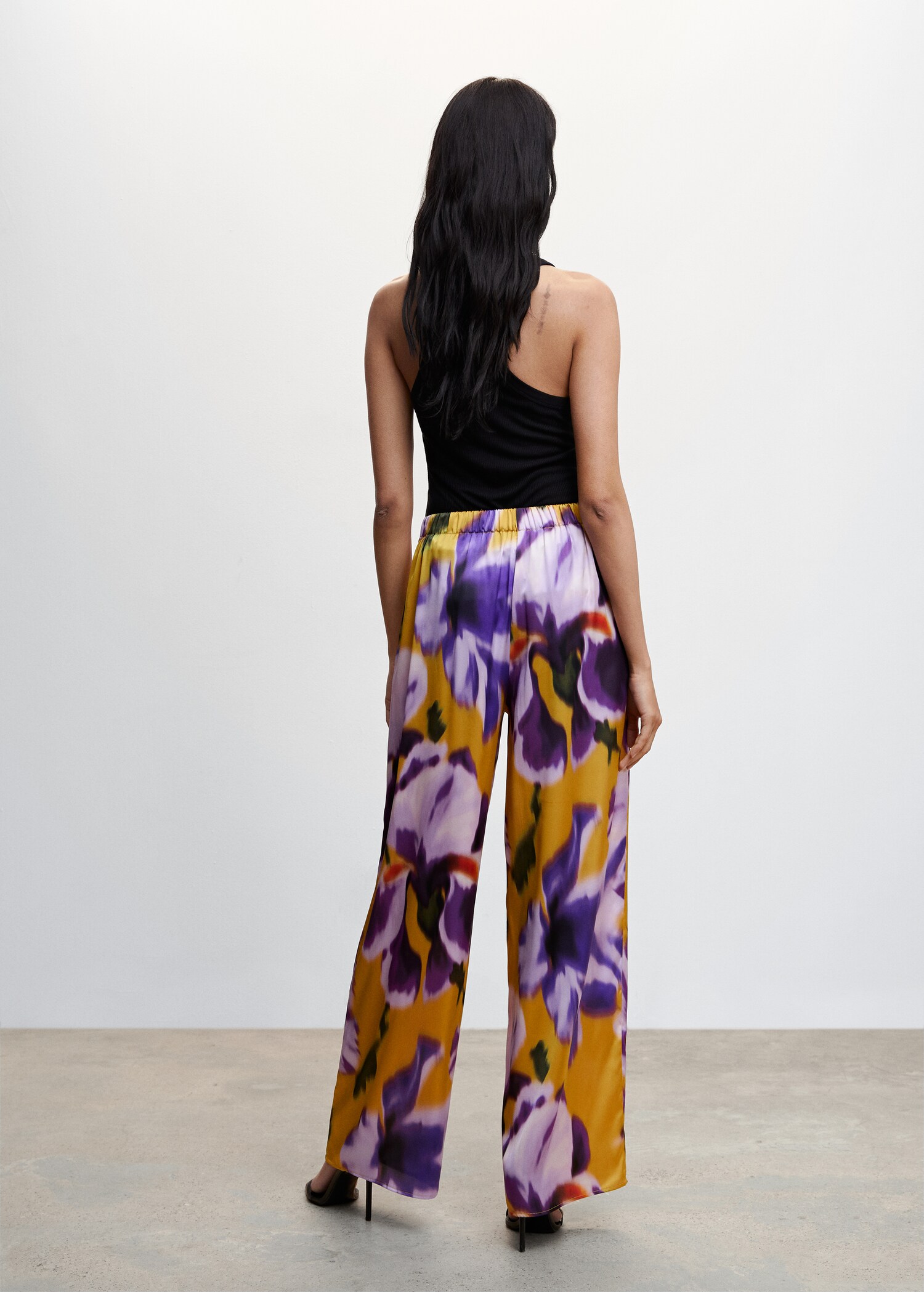 Floral palazzo pants - Reverse of the article