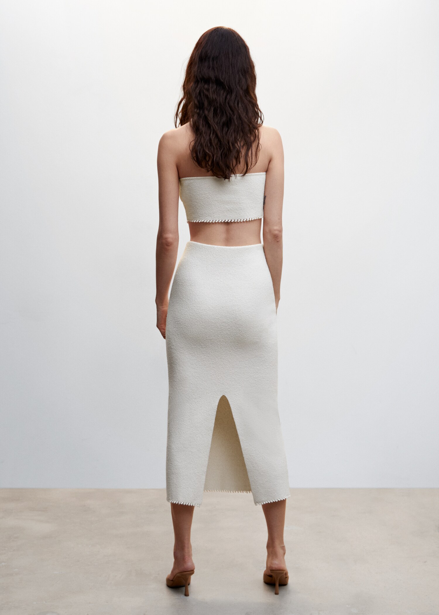Ribbed midi skirt - Reverse of the article