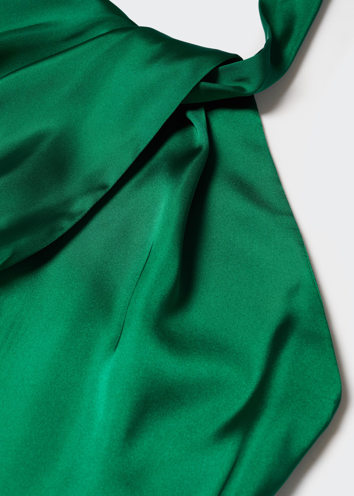 Halter-neck satin jumpsuit - Details of the article 8