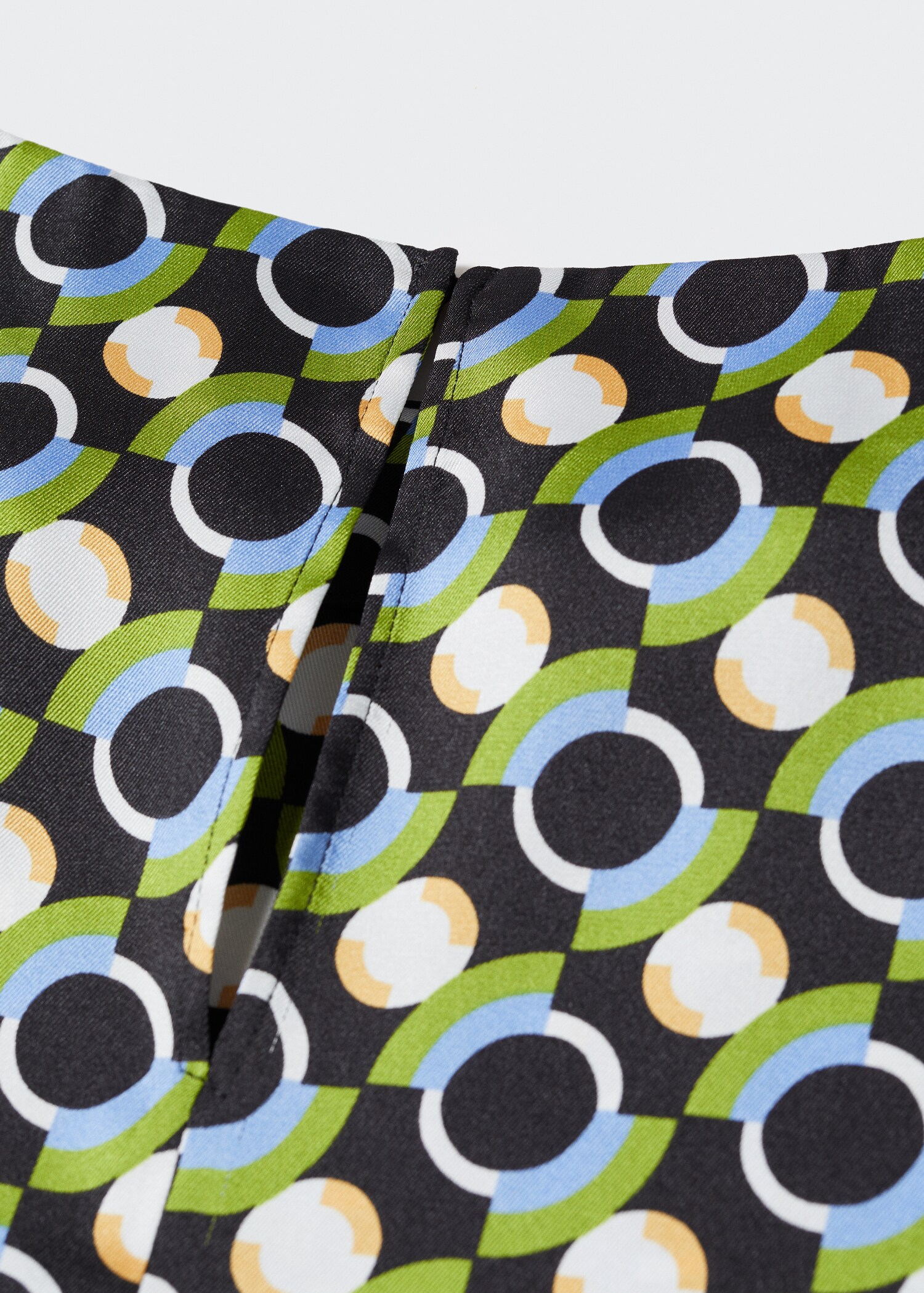 Kurzes Printkleid - Detail des Artikels 8