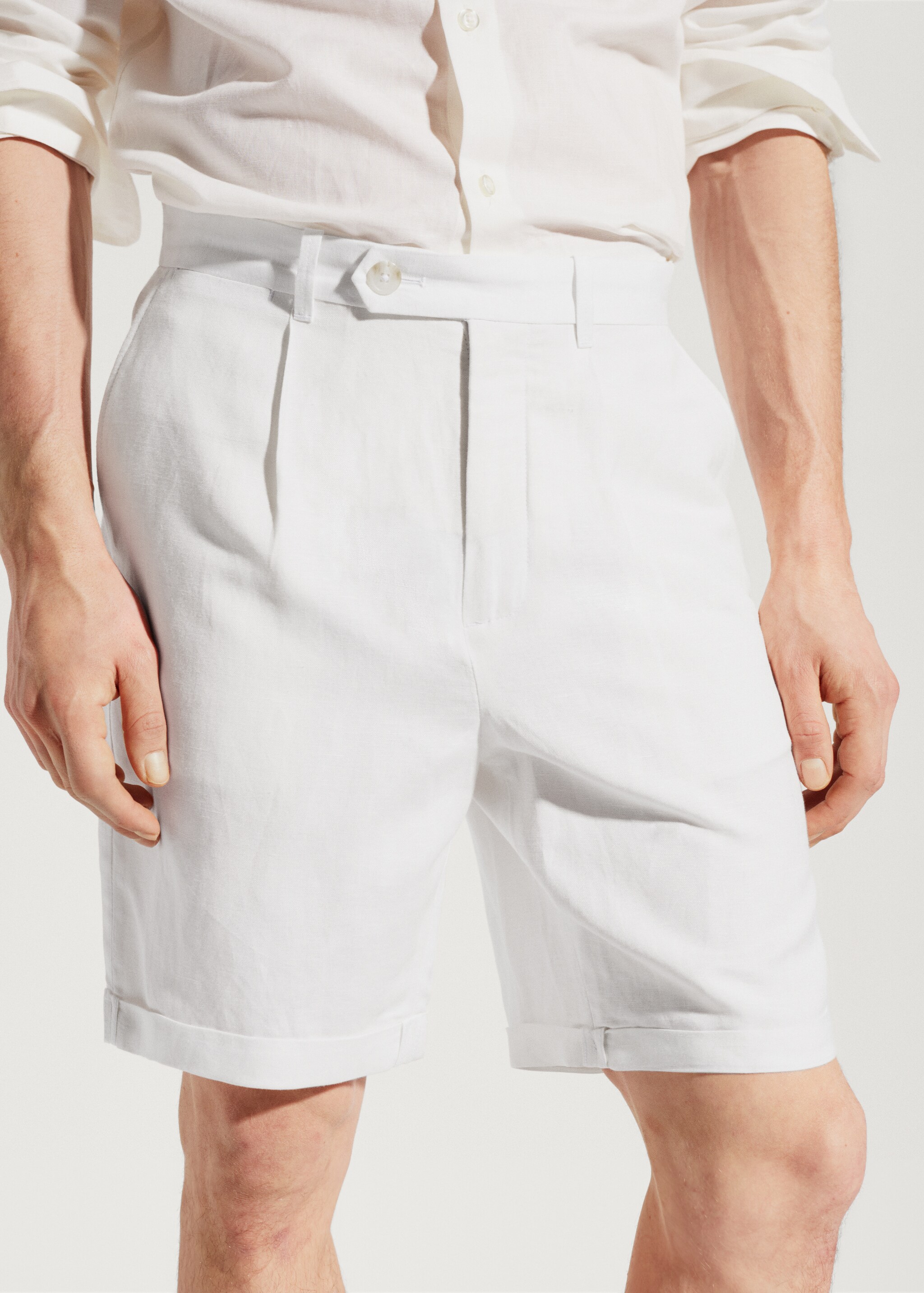 Linen-blend Bermuda shorts - Details of the article 1