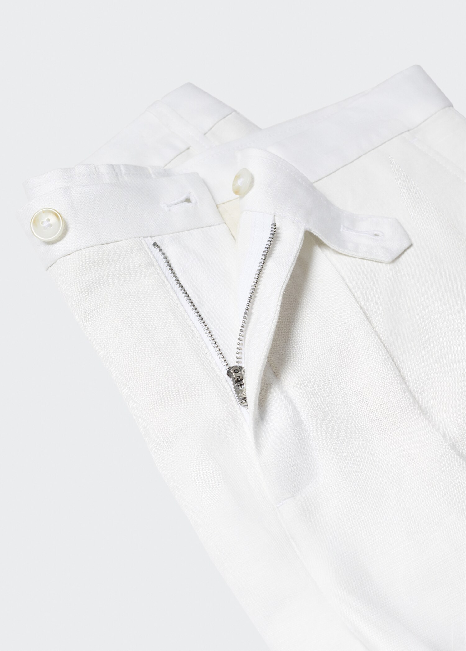 Linen-blend Bermuda shorts - Details of the article 8