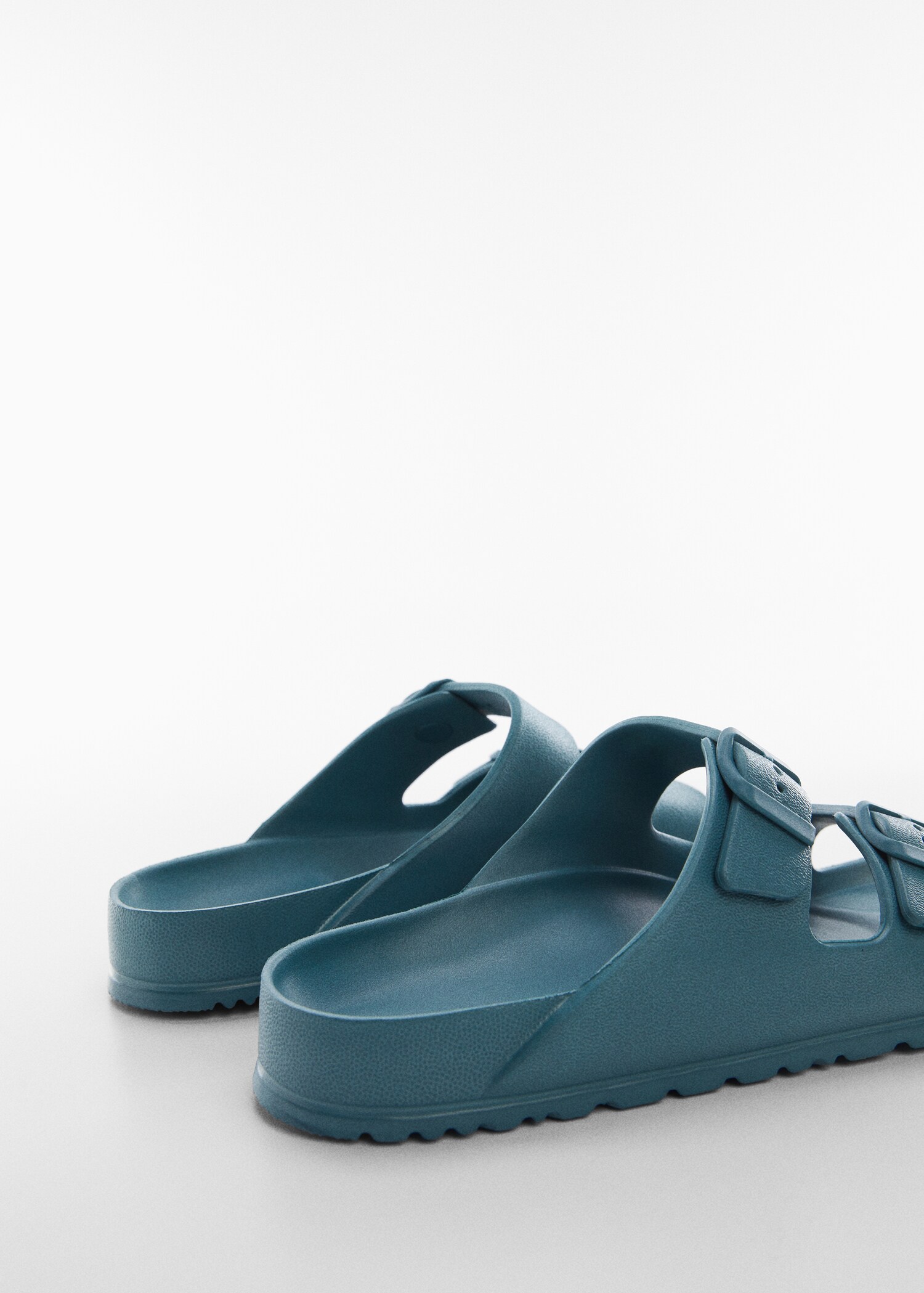 Flip flops buckles - Details of the article 1
