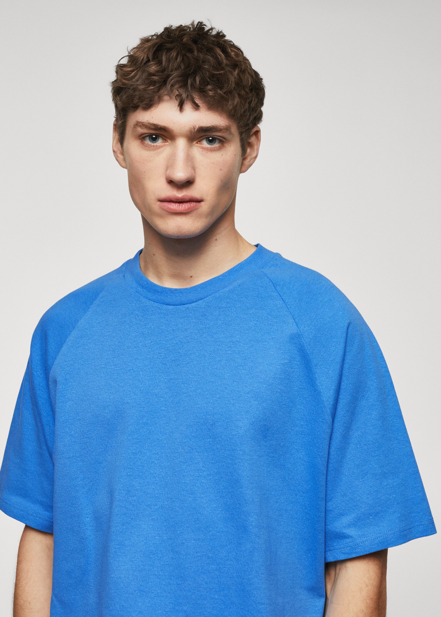 Textured cotton T-shirt - Details of the article 1