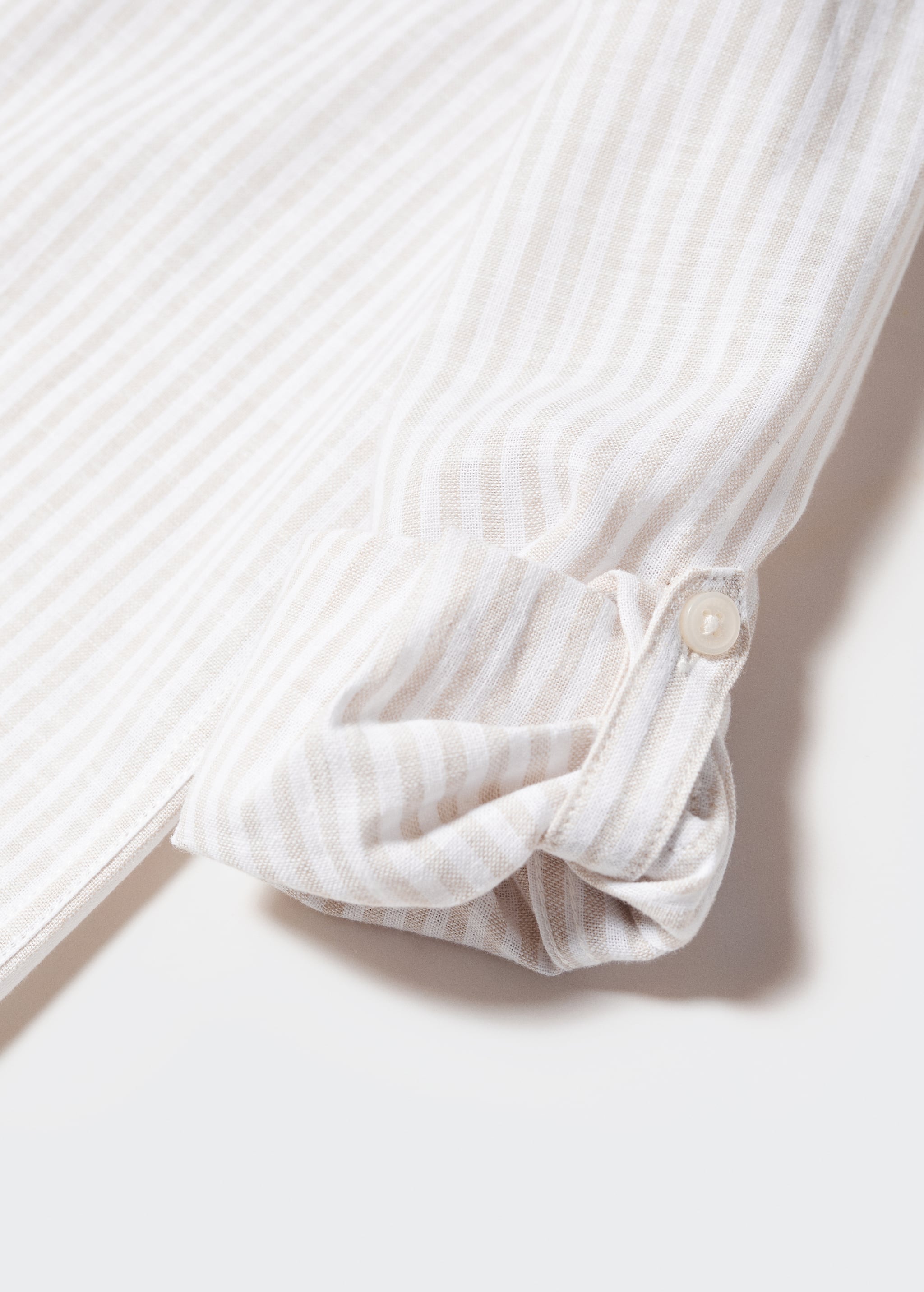 Striped shirt - Details of the article 8