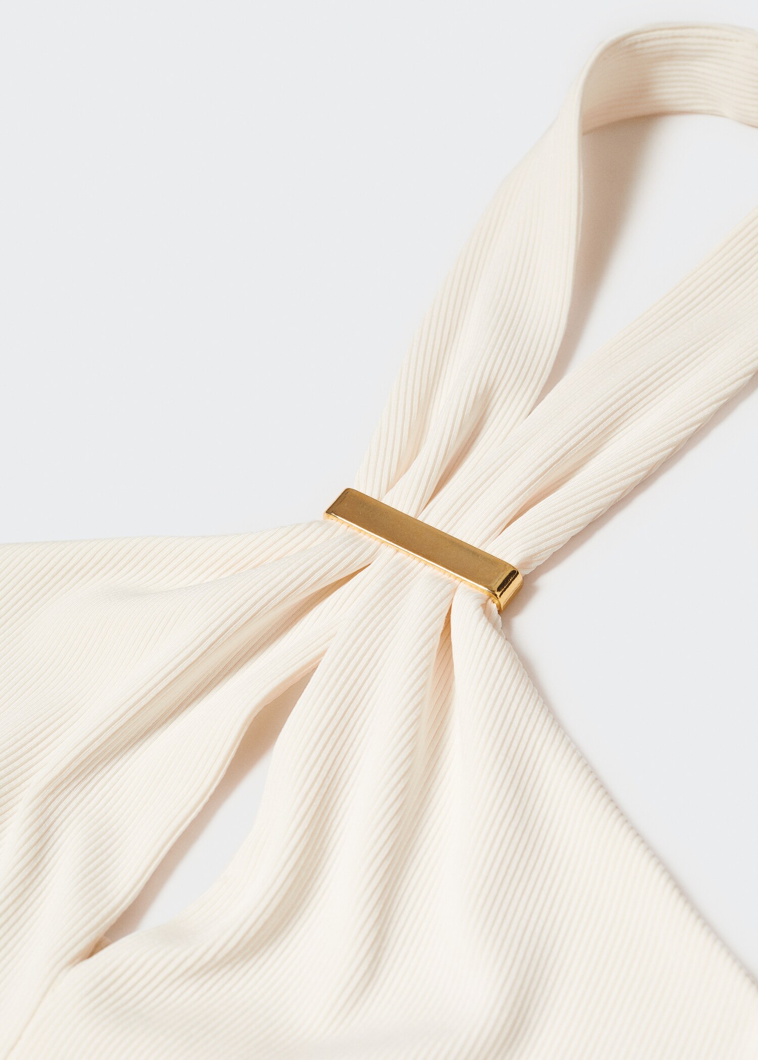 Halter top with metal detail - Details of the article 8