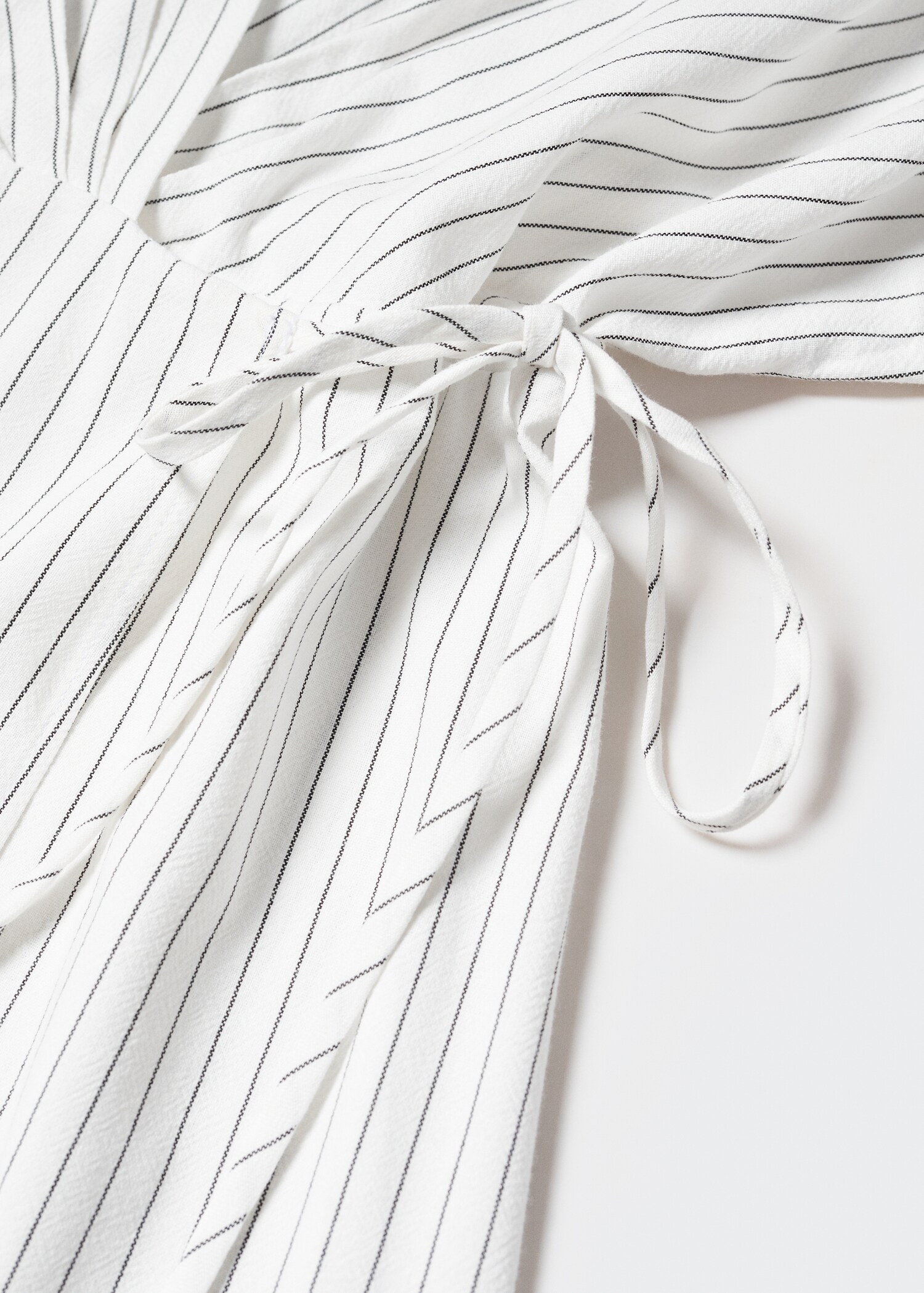 Striped wrap dress - Details of the article 8