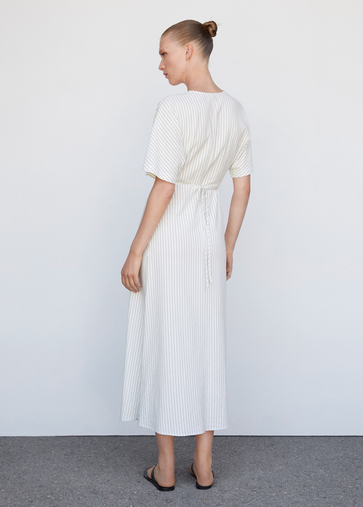 Vestido cruzado rayas - Reverso del artículo
